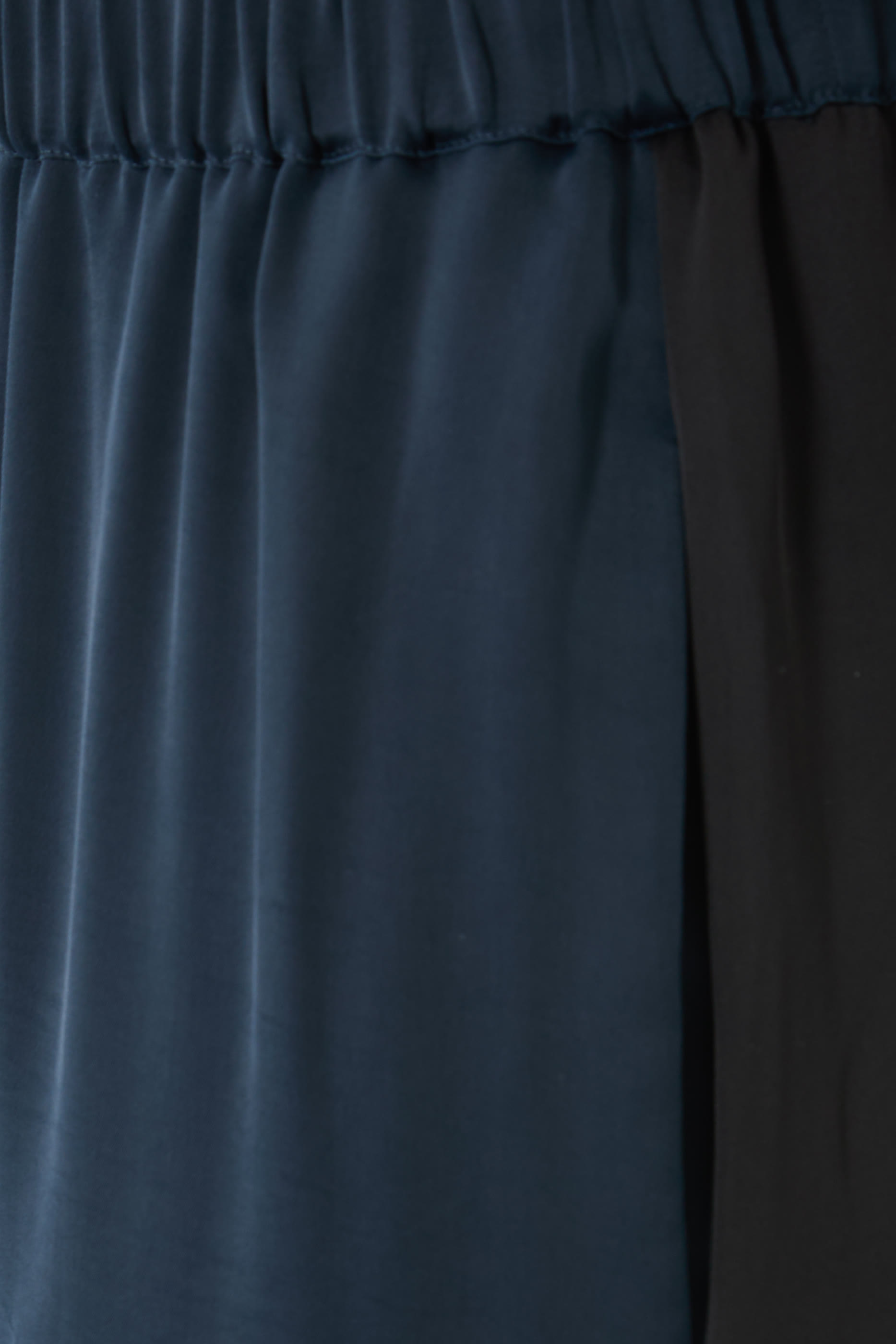 بنطال أوليفيا مخطط