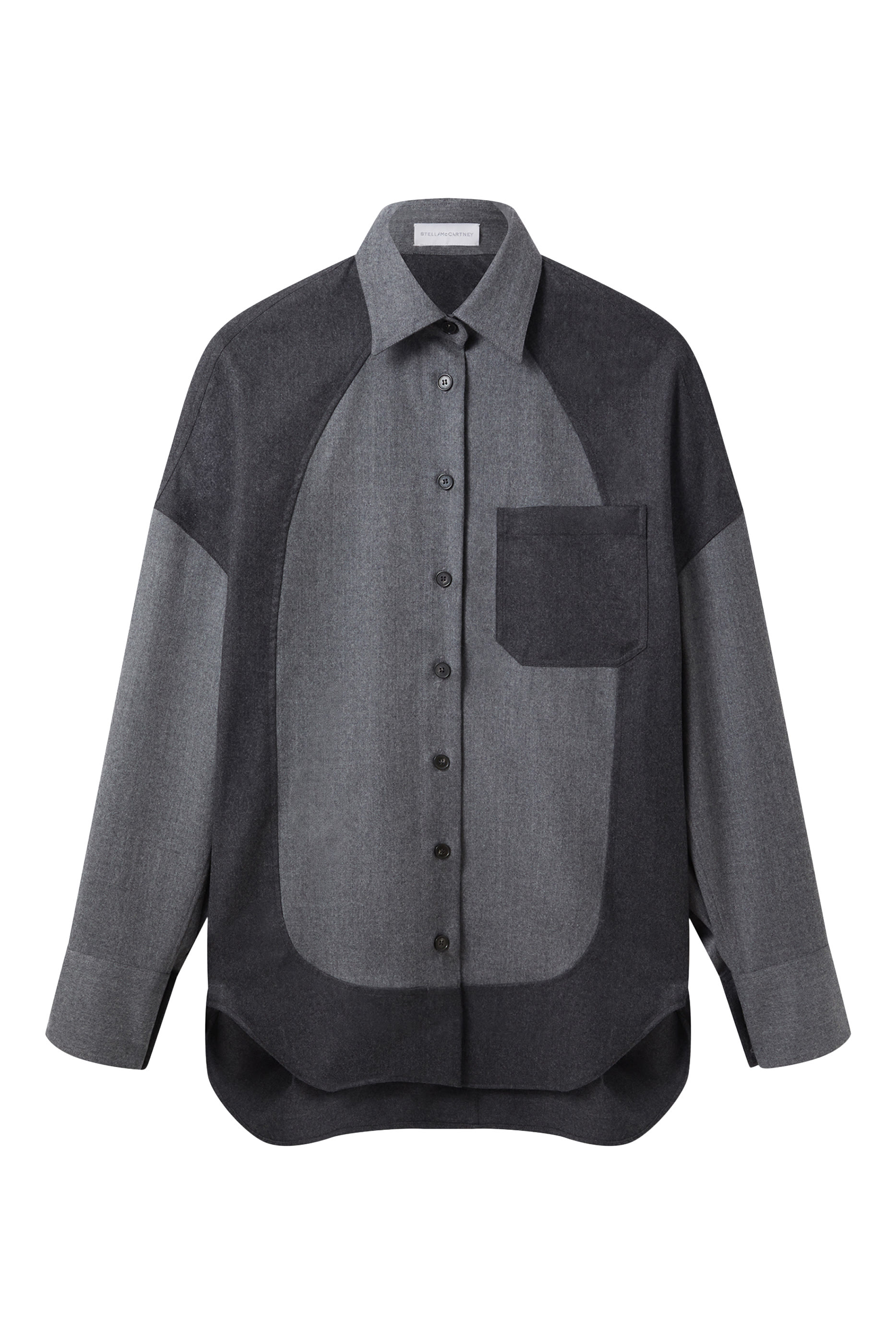 قميص بتصميم مقسم بأجزاء وقصة فضفاضة