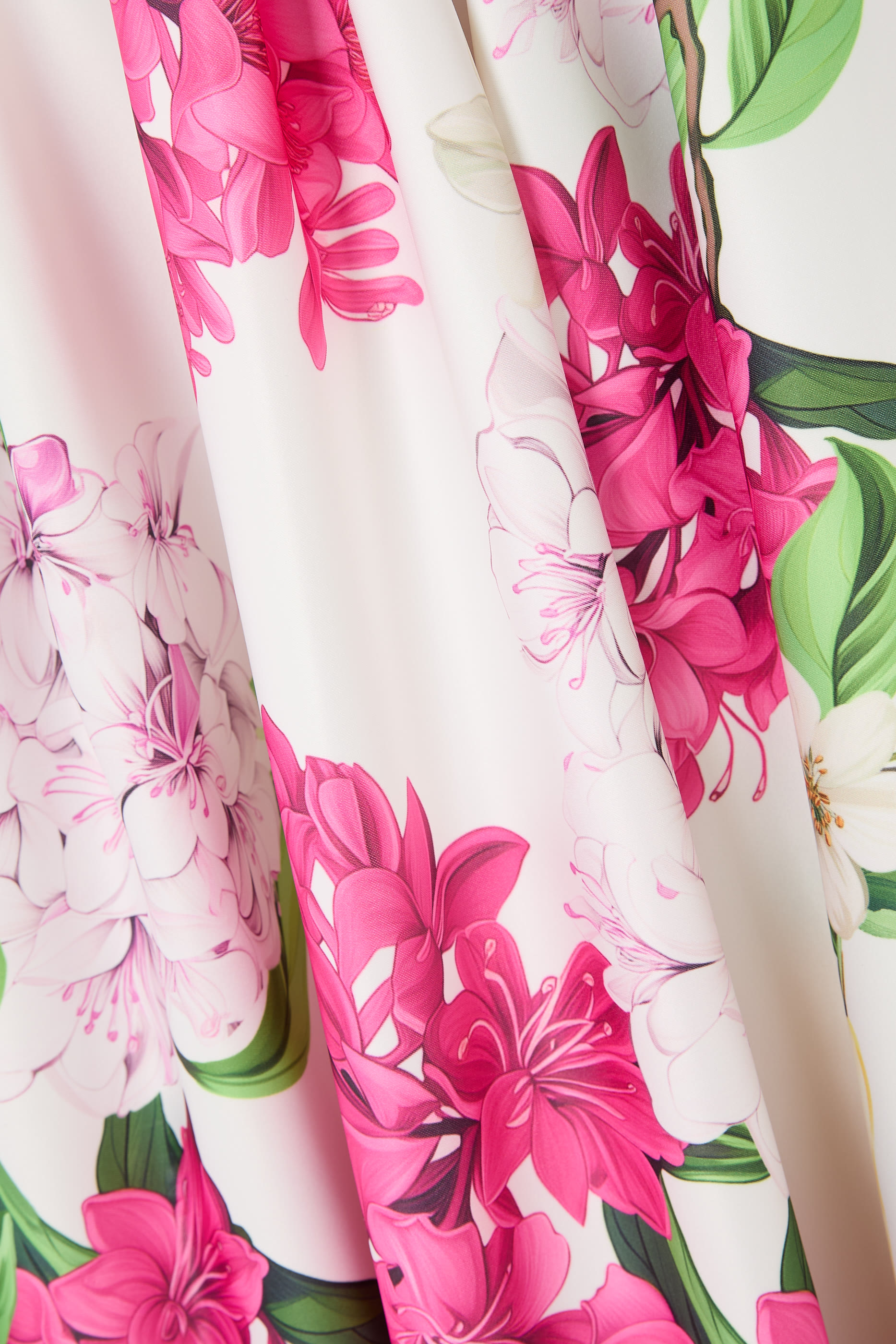 تنورة رينيت