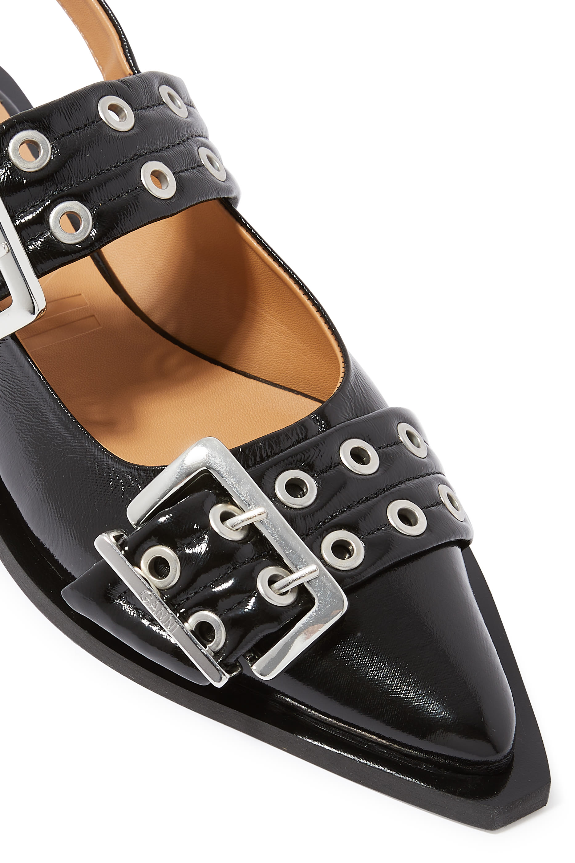 حذاء بالرينا فيمينين بمشابك