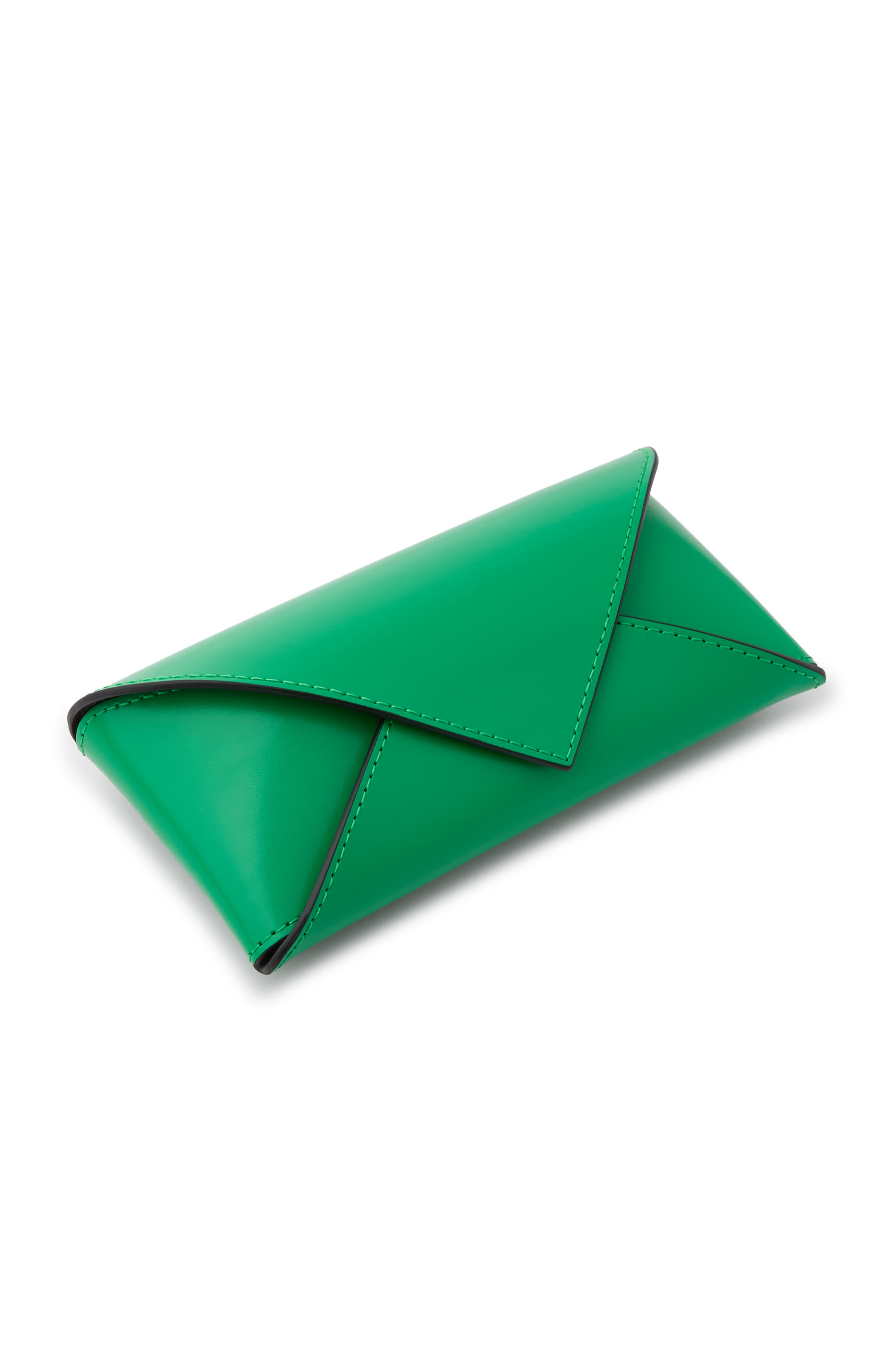 نظارة شمسية ساردين بإطار بتصميم بيضاوي