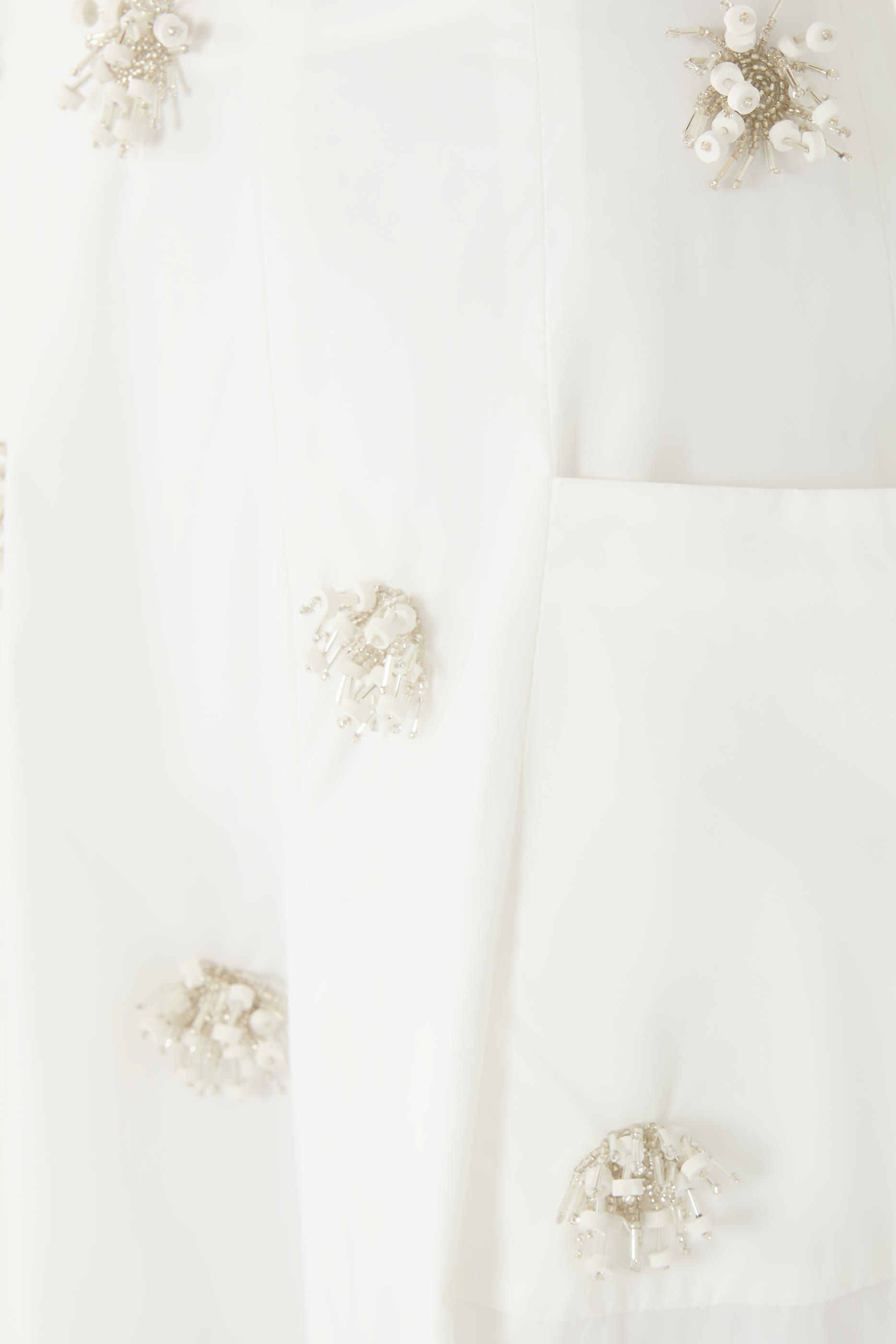 تنورة نوفانا مزينة متوسطة الطول