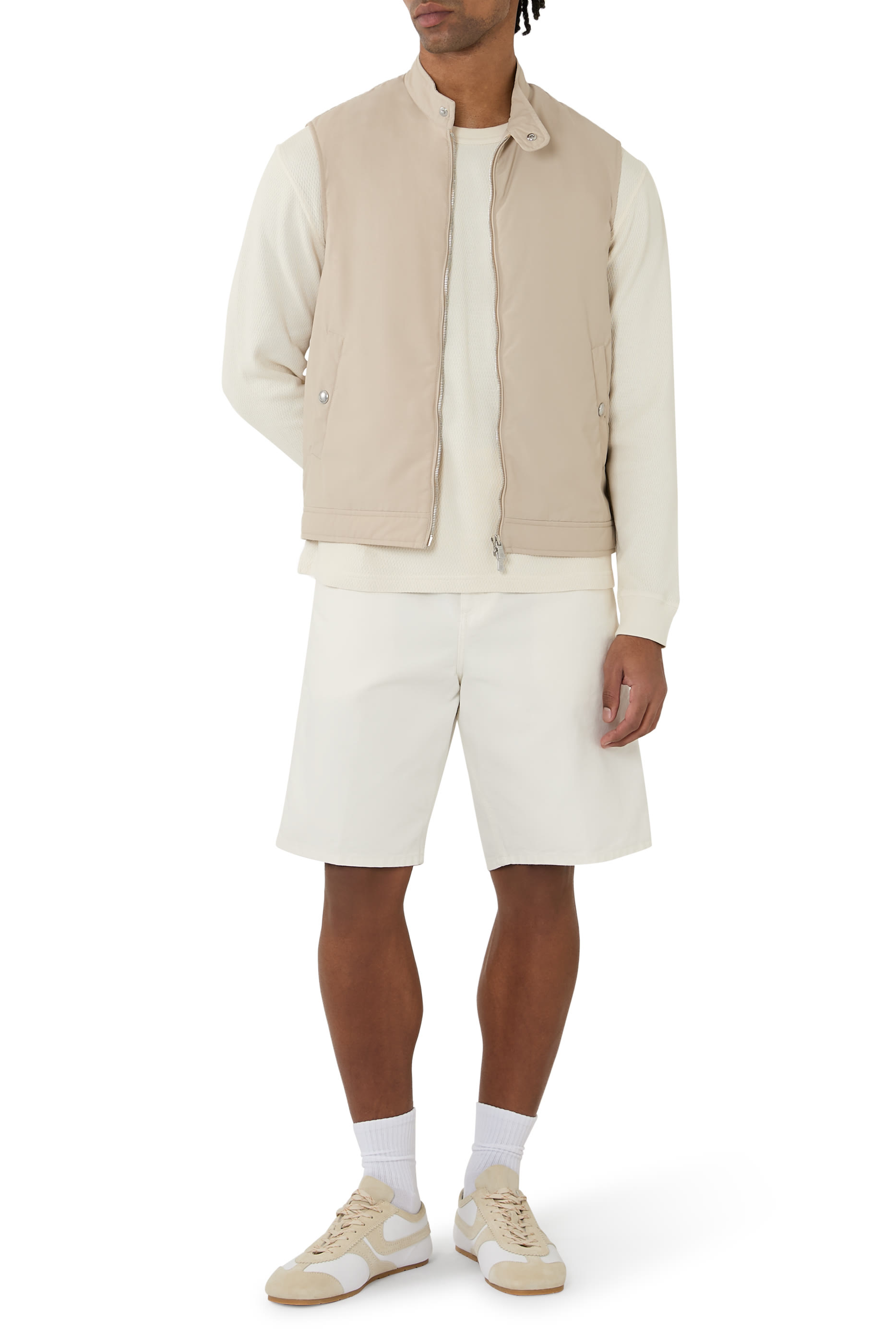 كنزة بياقة ضيقة وافل