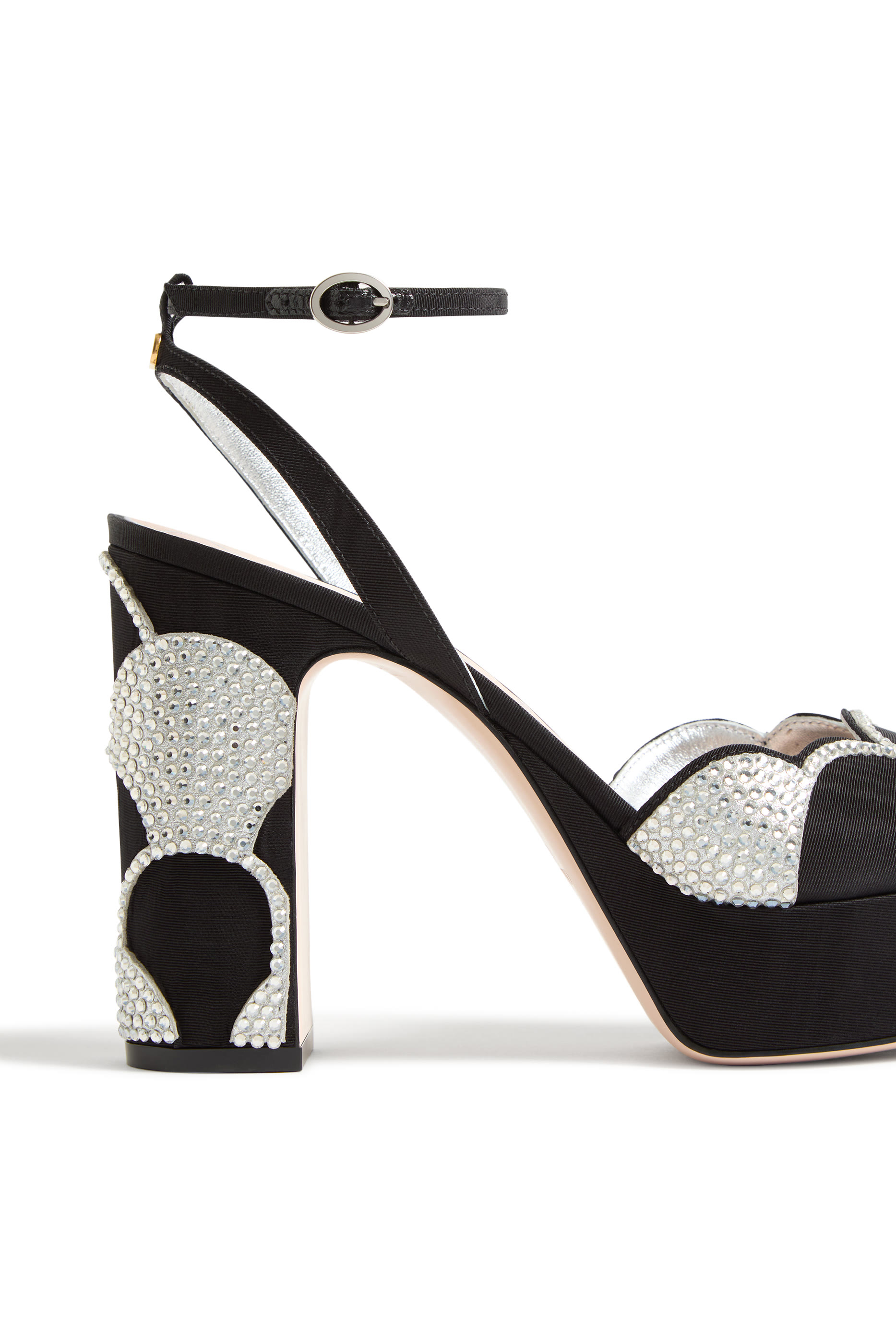  صندل بوو 115 بنعل عريض