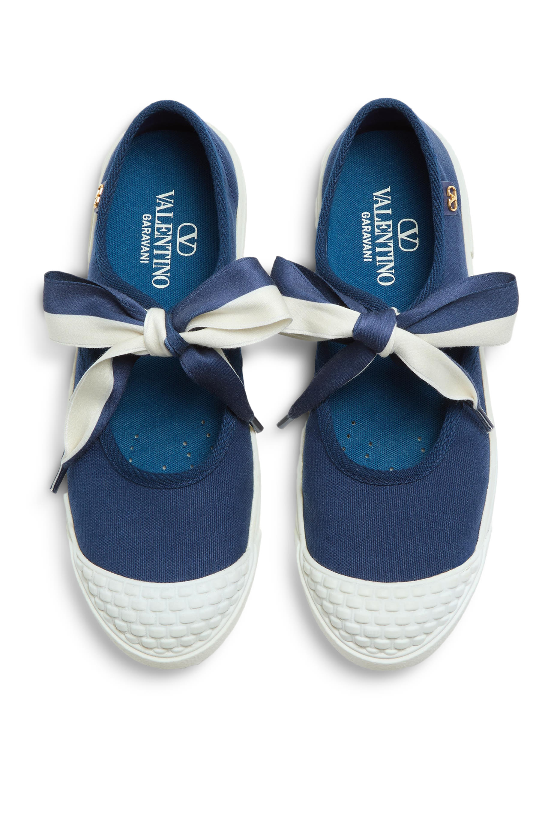 سنيكرز باي باي باي