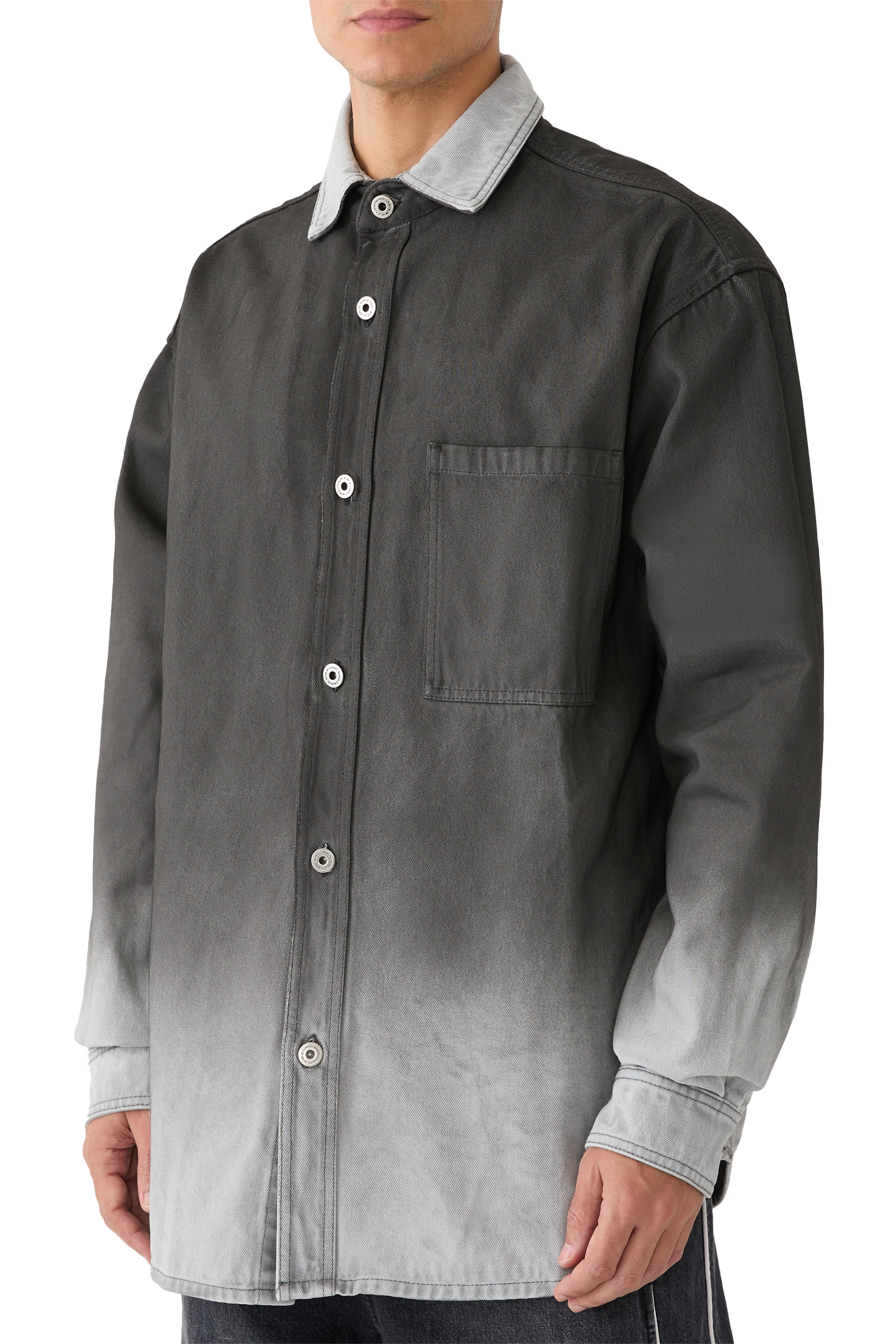 قميص بنمط جاكيت دنيم بلون متدرج