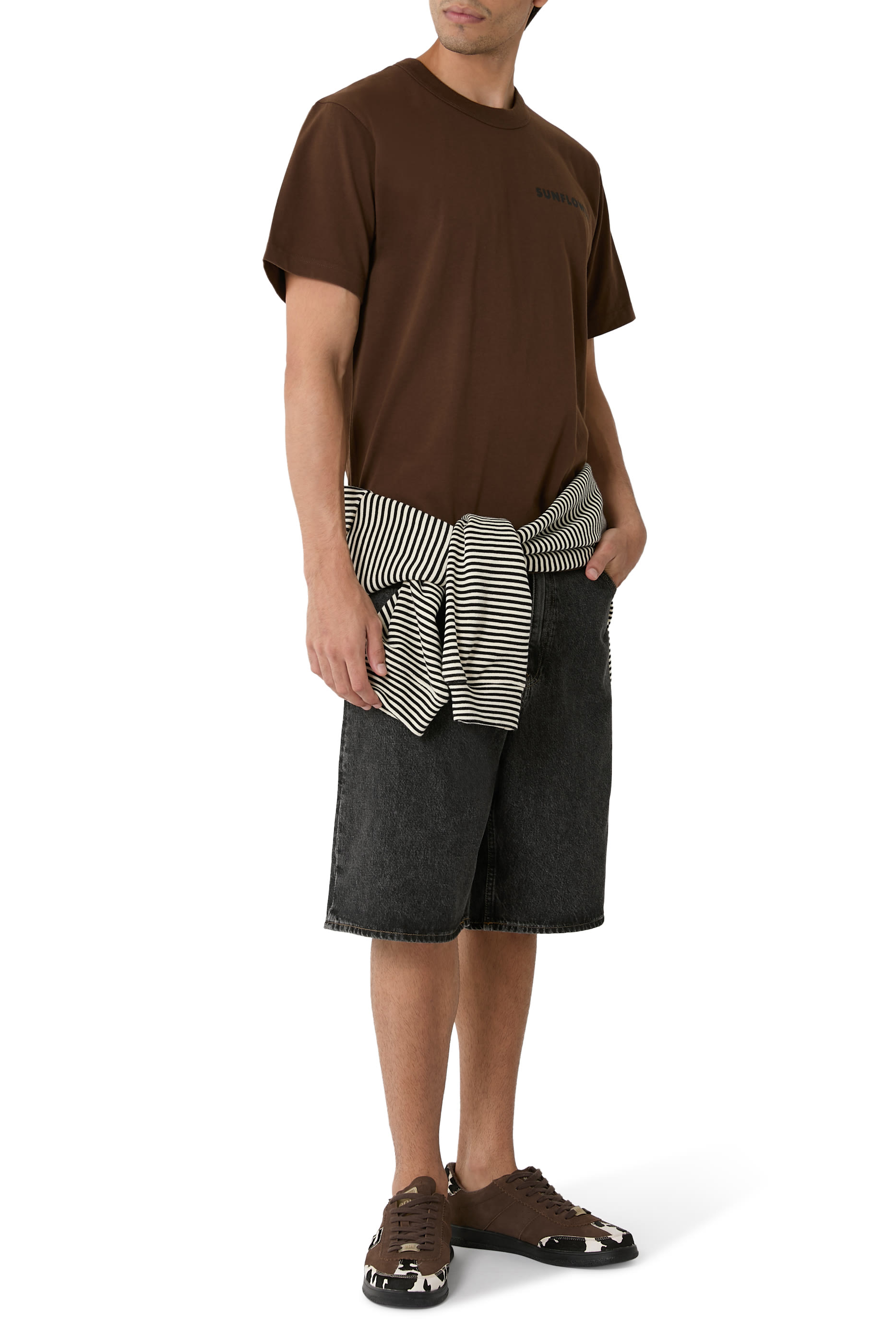 شورت بقصة واسعة للغاية