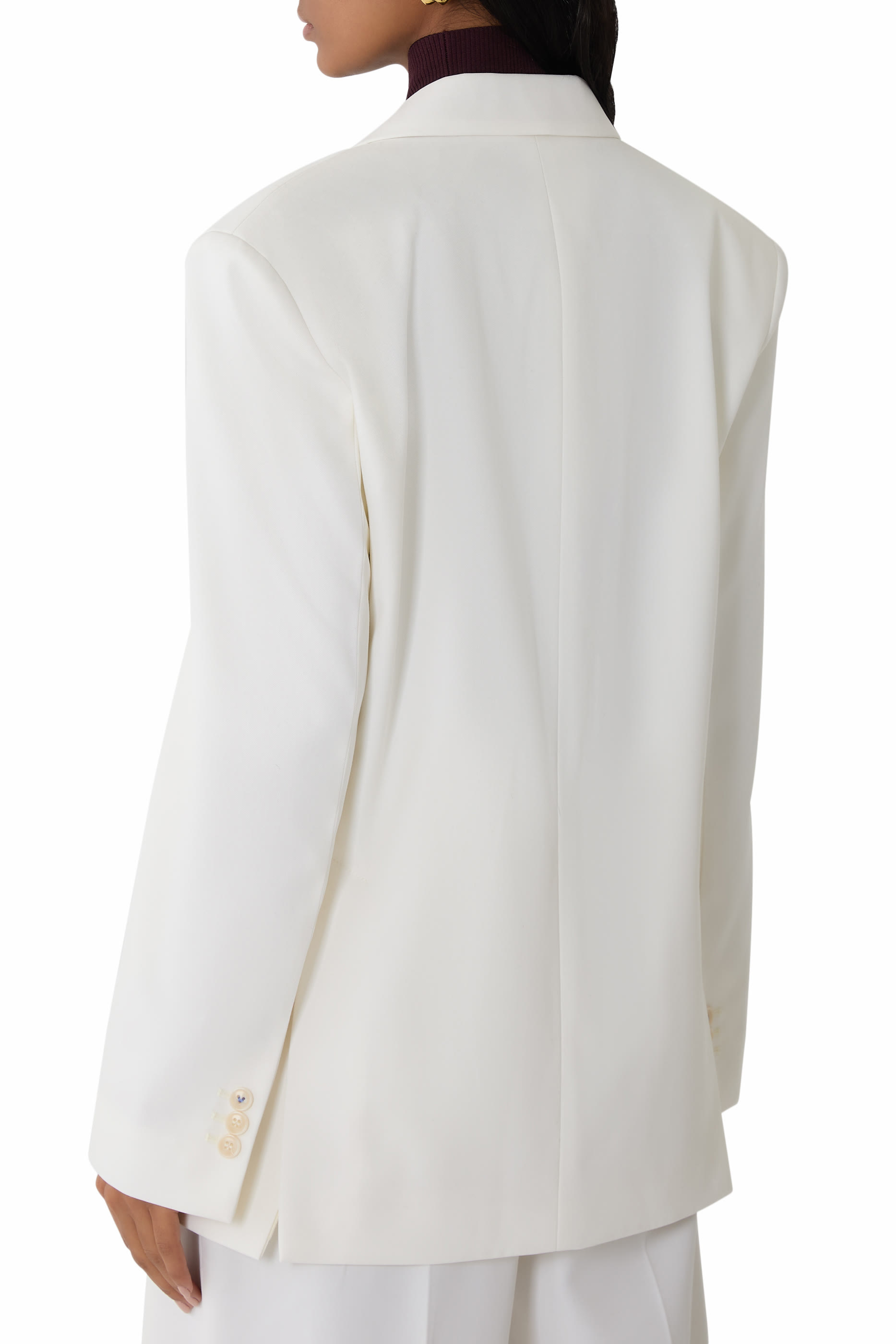 جاكيت كلاسيكي بقصة ملائم للجسم