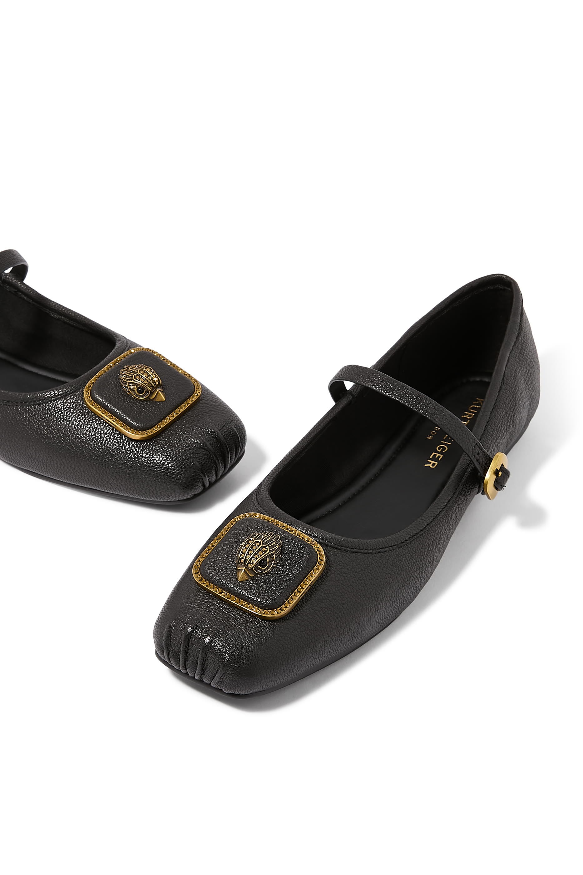 حذاء بالرينا بيمليكو