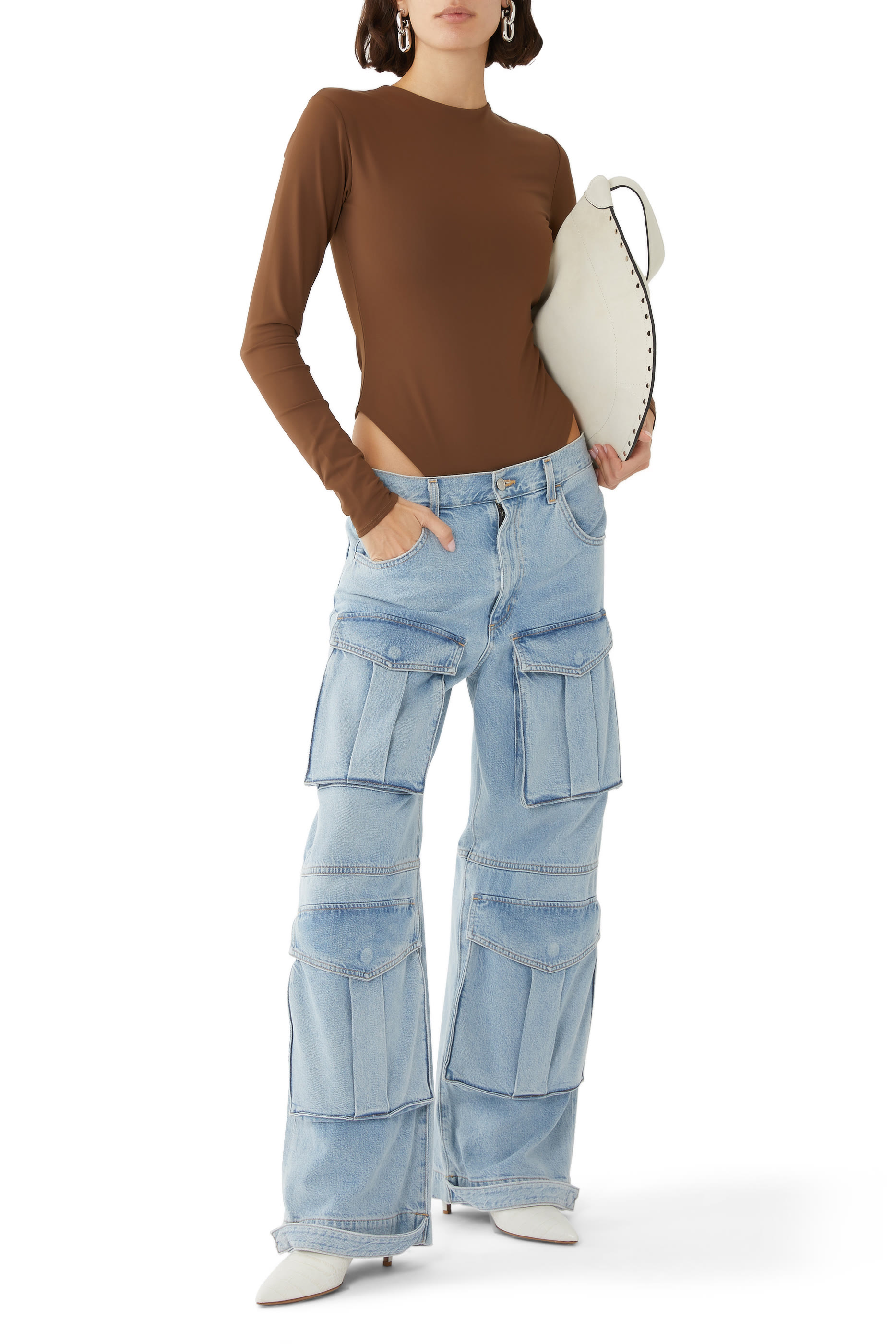 بودي سوت بأكمام طويلة