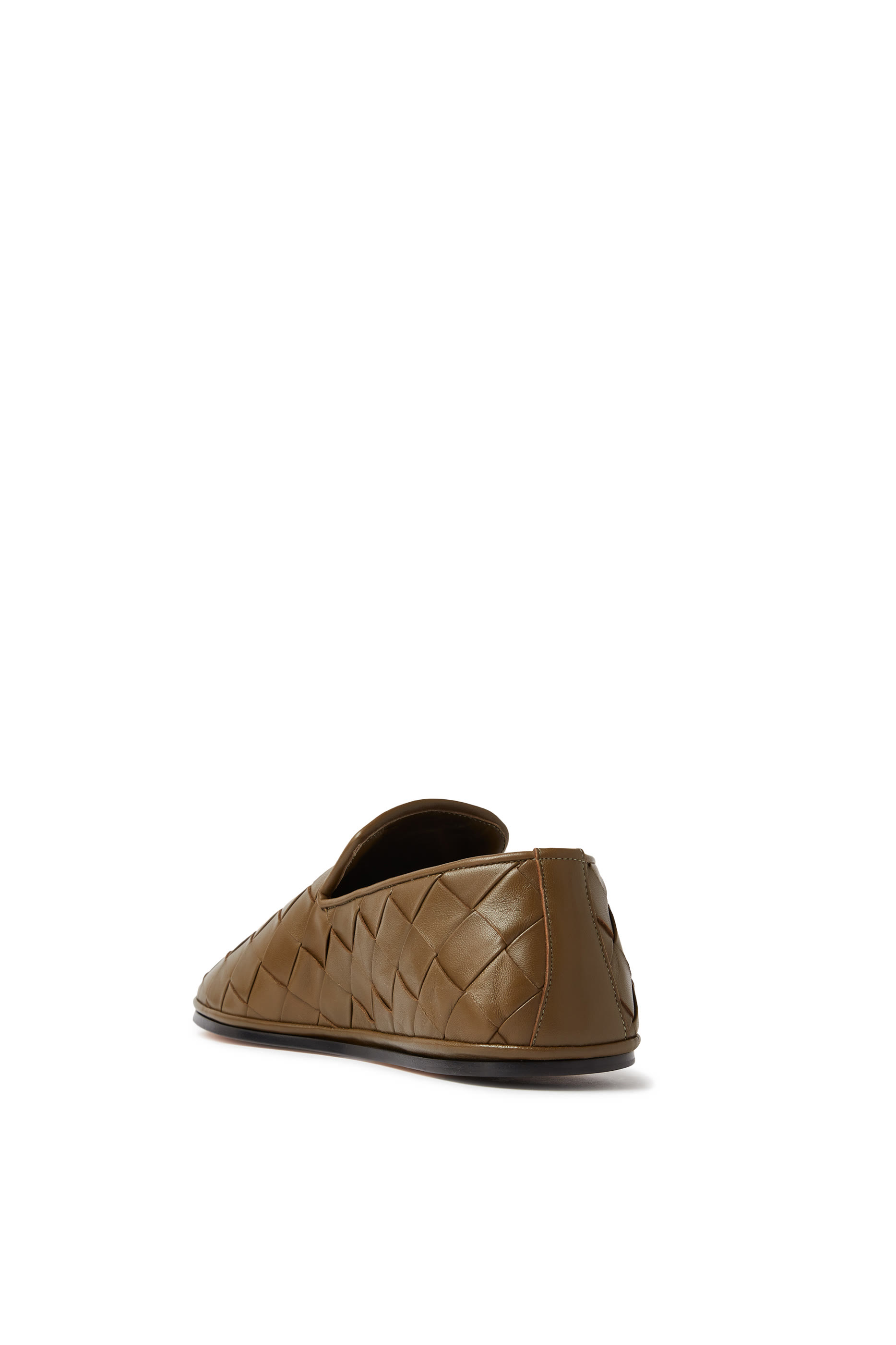 حذاء سانداي سهل الارتداء بتصميم منسوج