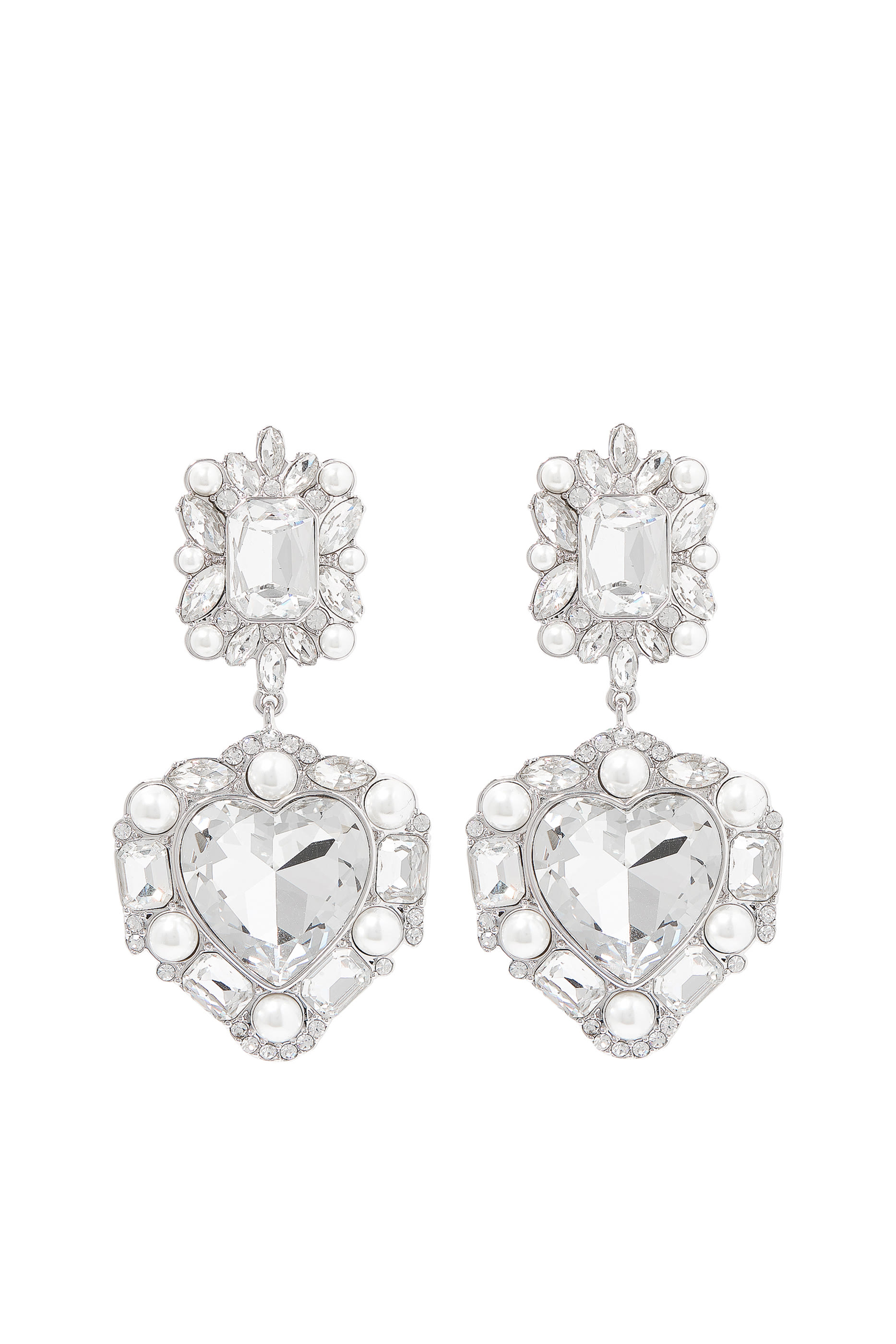 أقراط بتصميم قلب متدرج مرصعة بلؤلؤ وكريستال أقراط بتصميم قلب متدرج مرصعة بلؤلؤ وكريستال