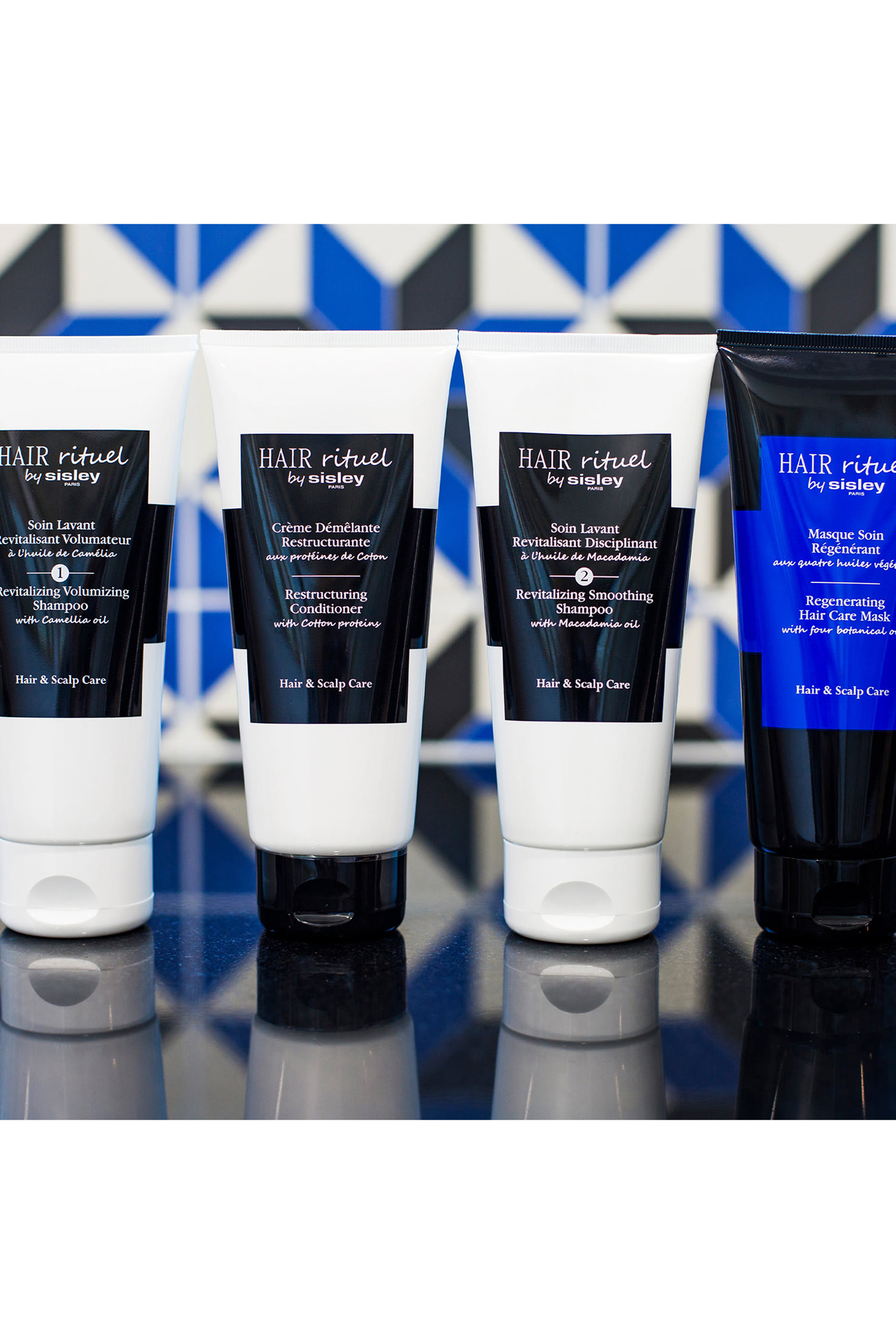 شامبو تنعيم الشعر بزيت المكاداميا