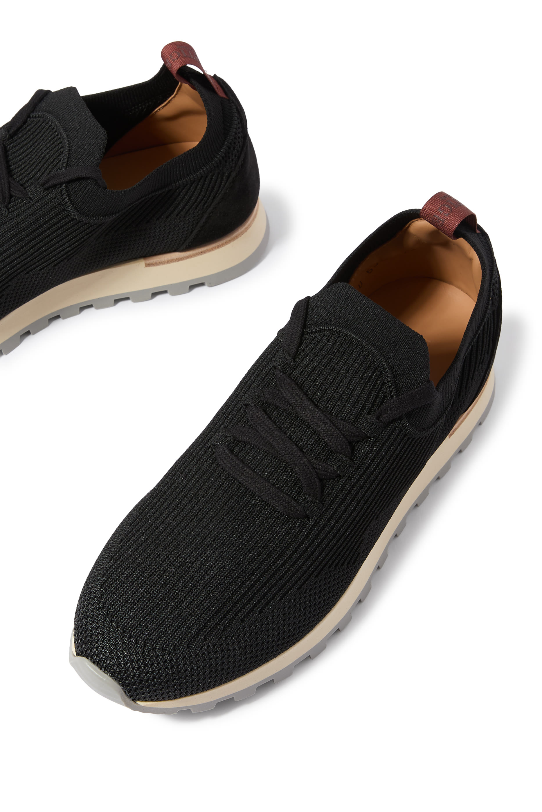 سنيكرز فلكسي للمشي