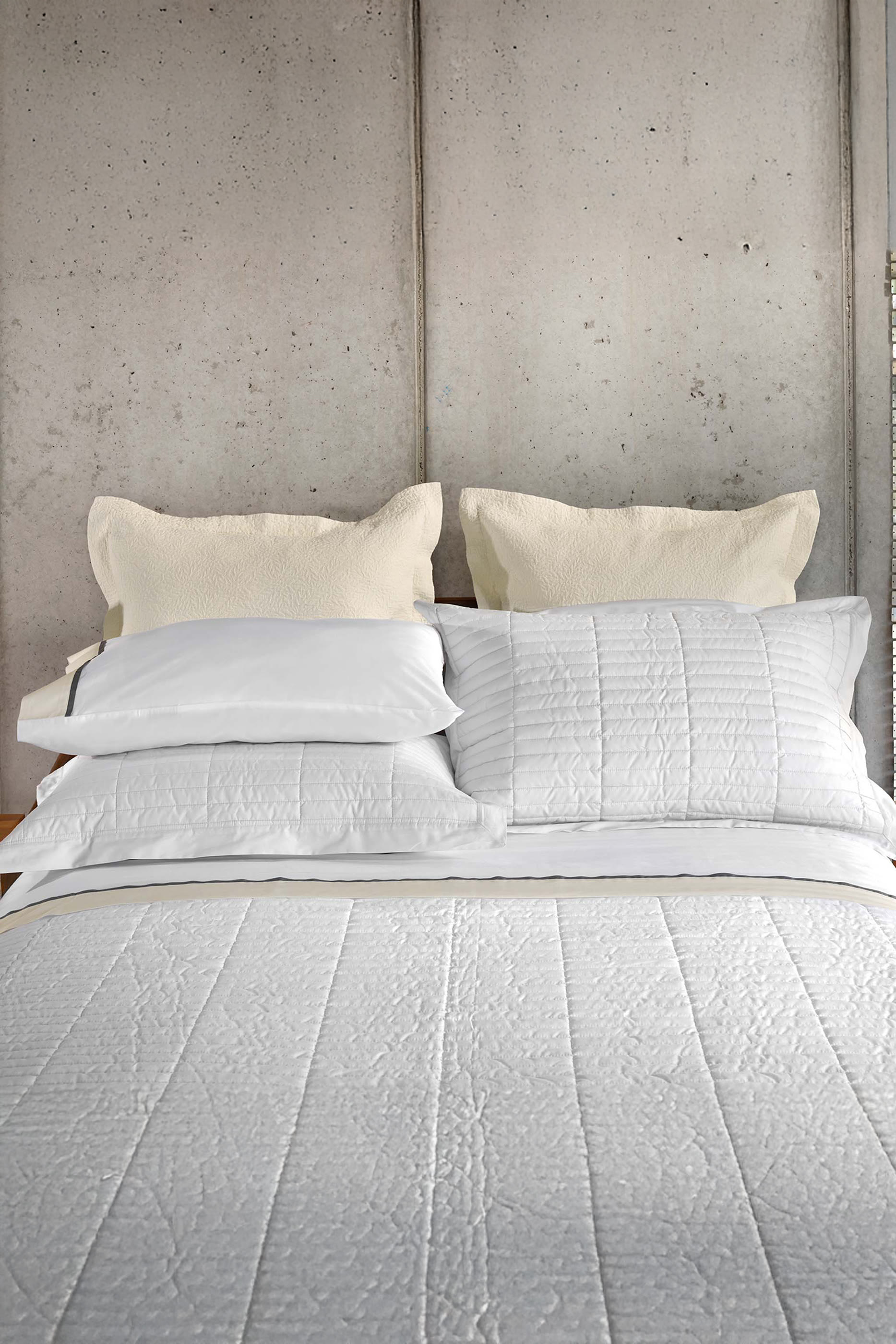 غطاء وسادة فريسكو مبطن