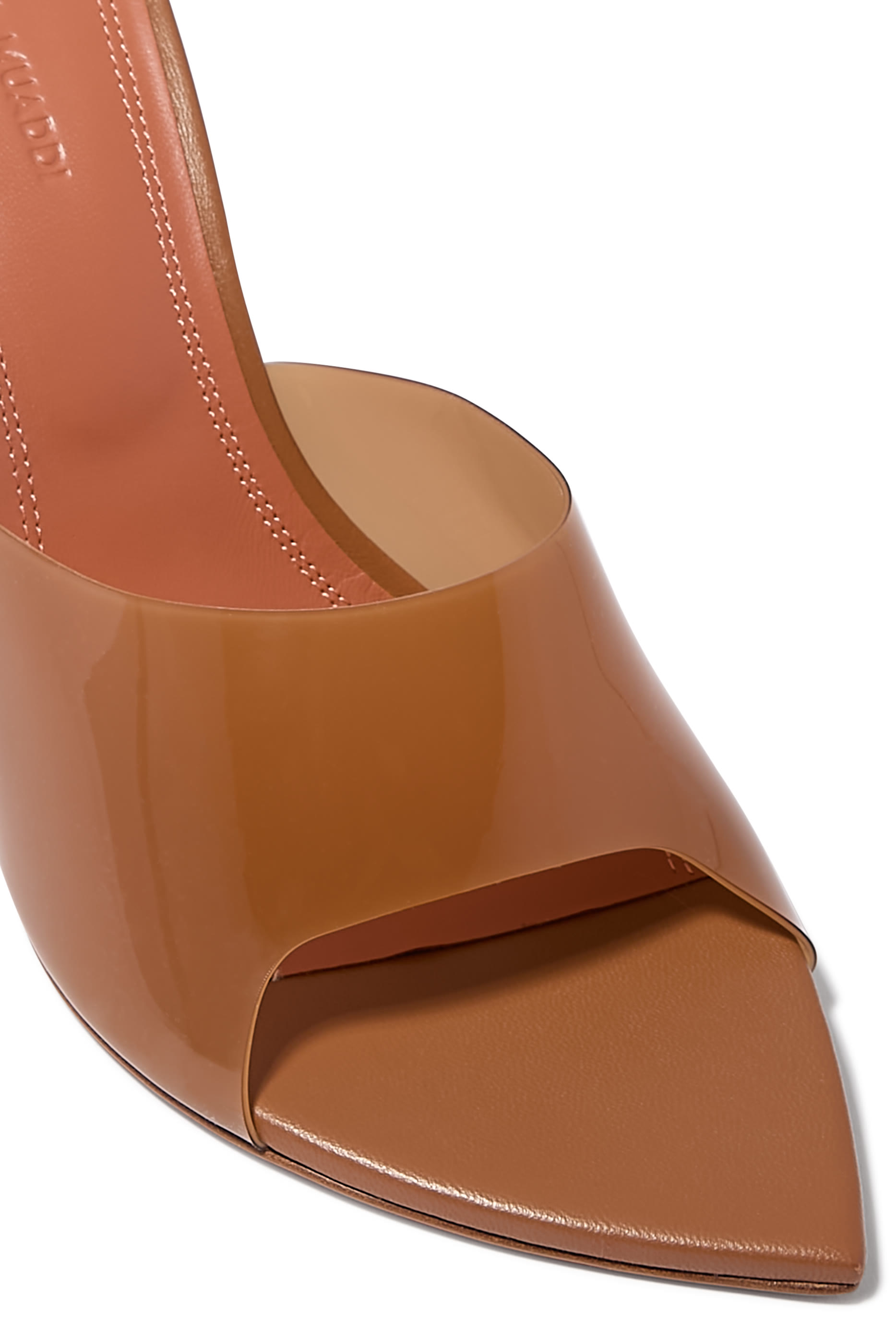 حذاء بيانكا مفتوح من الخلف 95