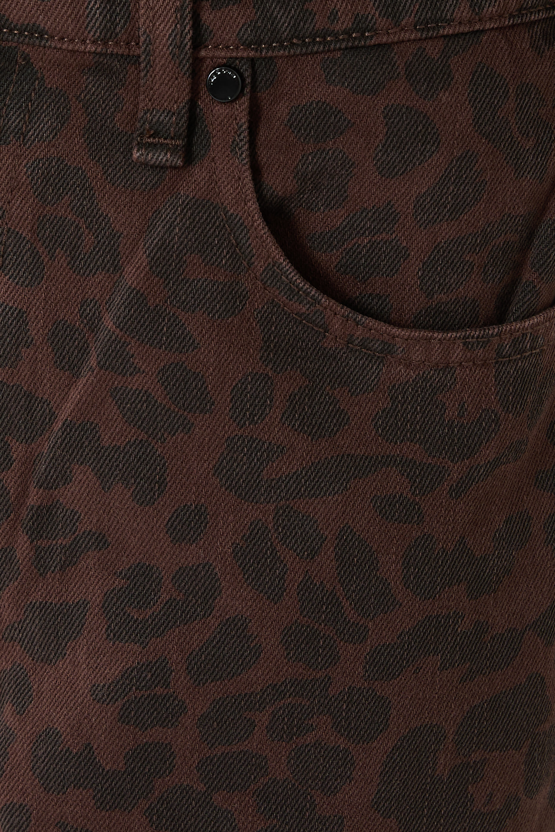 بنطال جينز شيا بقصة ساق مستقيمة مريحة