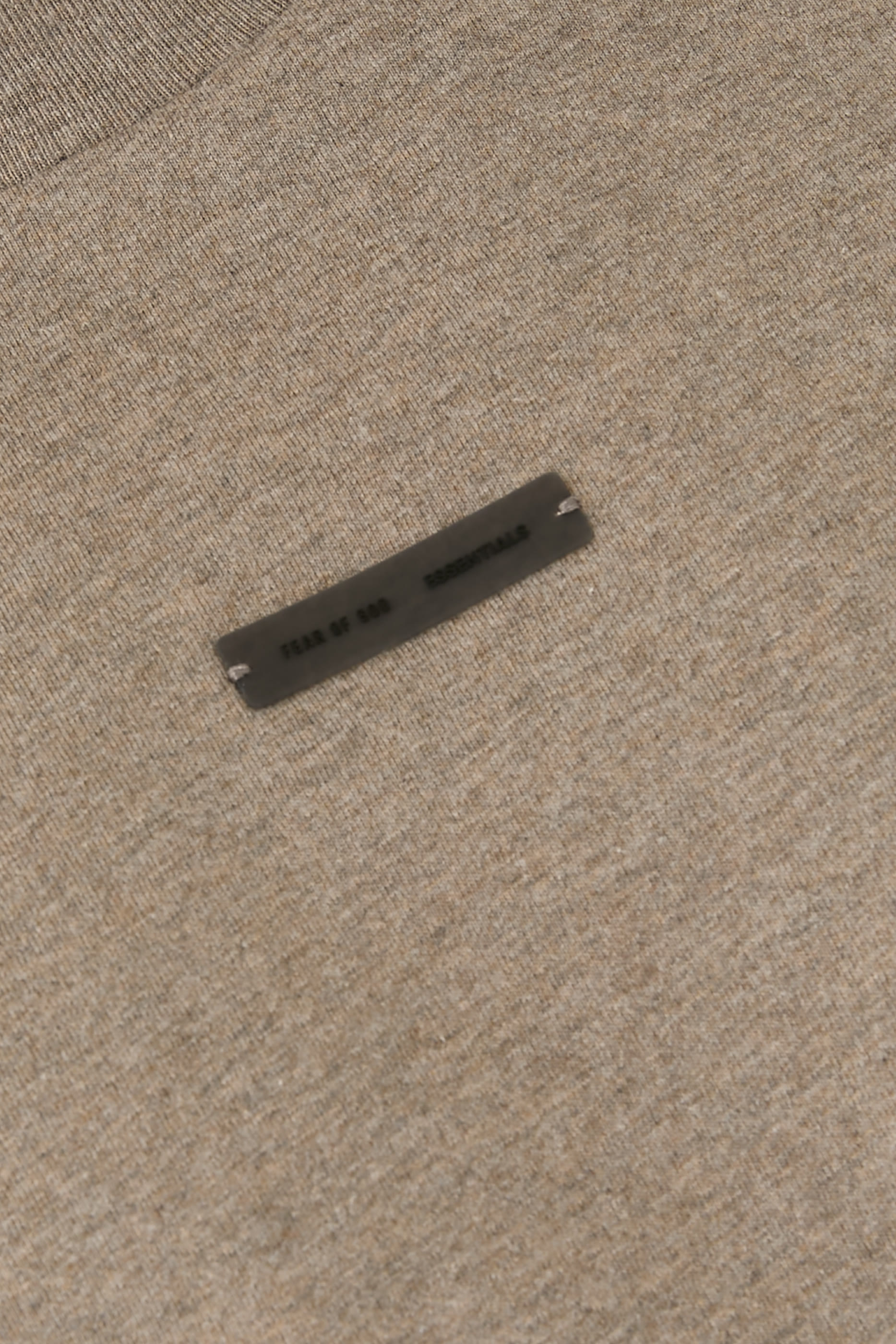 تيشيرت بقصة كلاسيكية