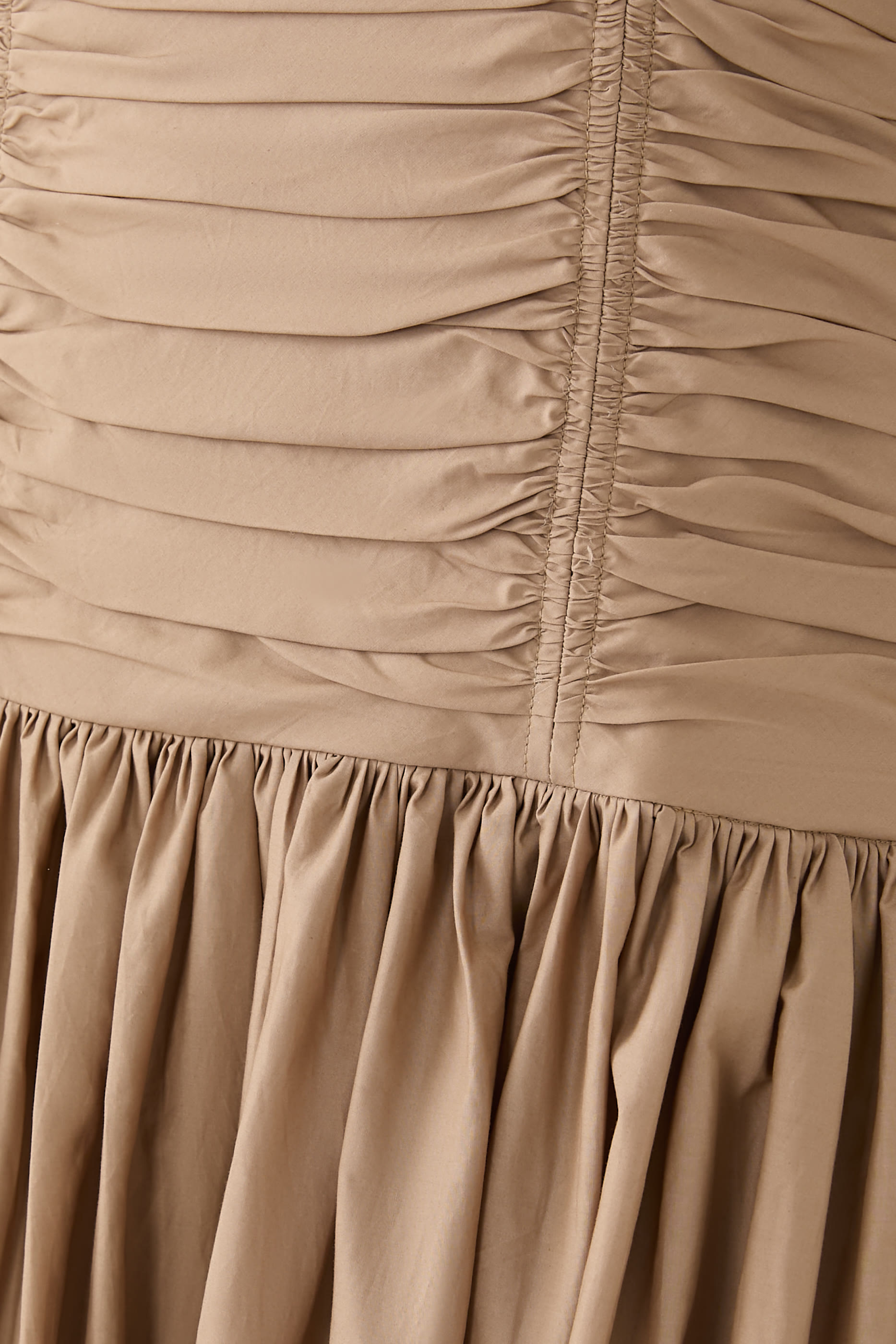 فستان بلا حمالات بخصر منخفض