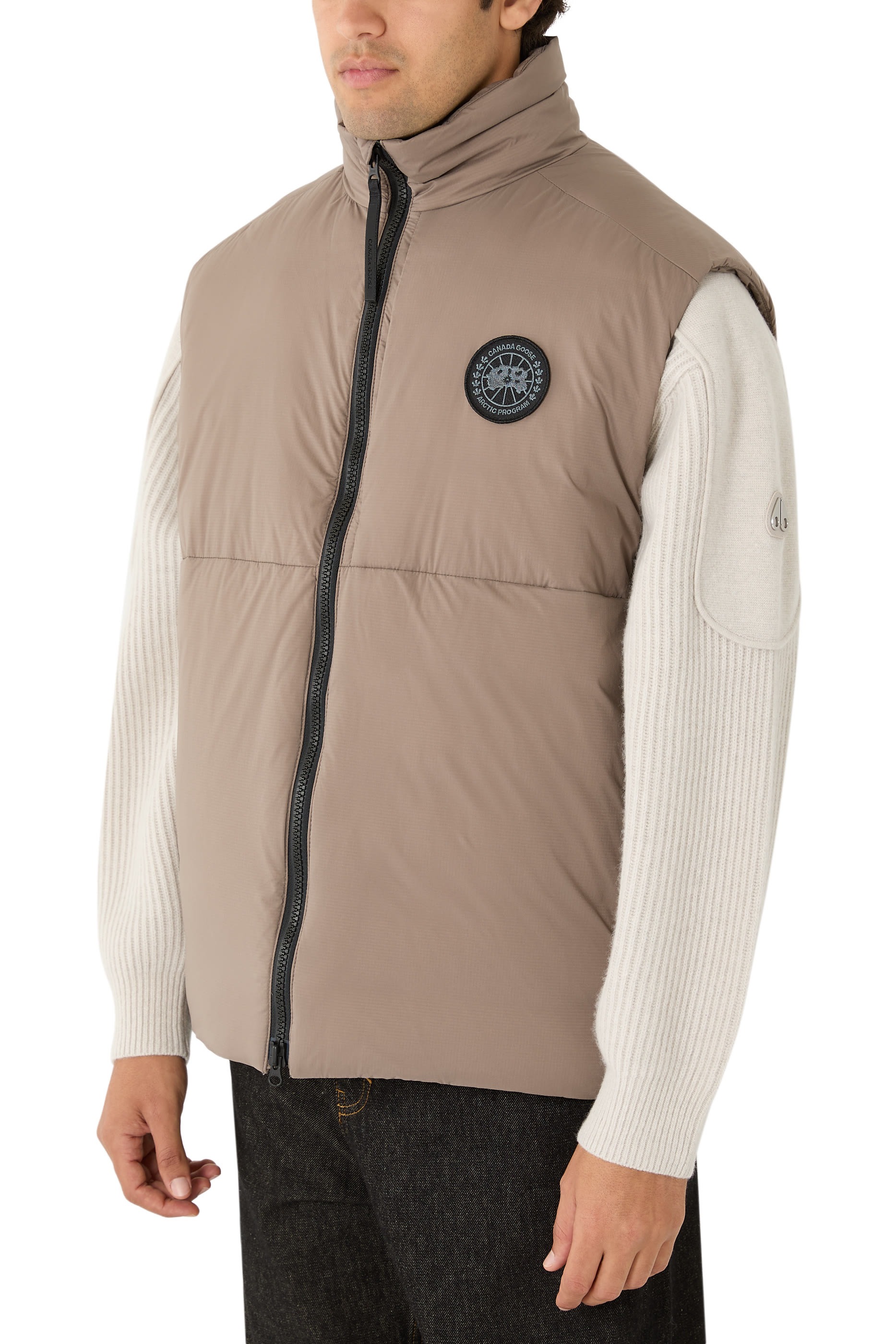 فيست لودح برقعة سوداء بشعار الماركة