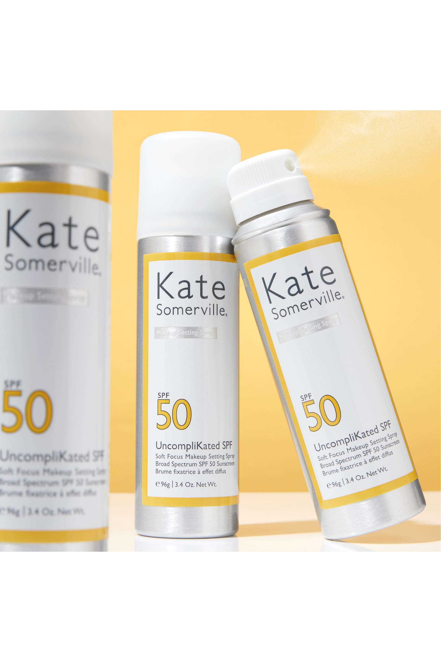 بخاخ أنكومبليكيتد لتثبيت المكياج بعامل حماية  SPF 50