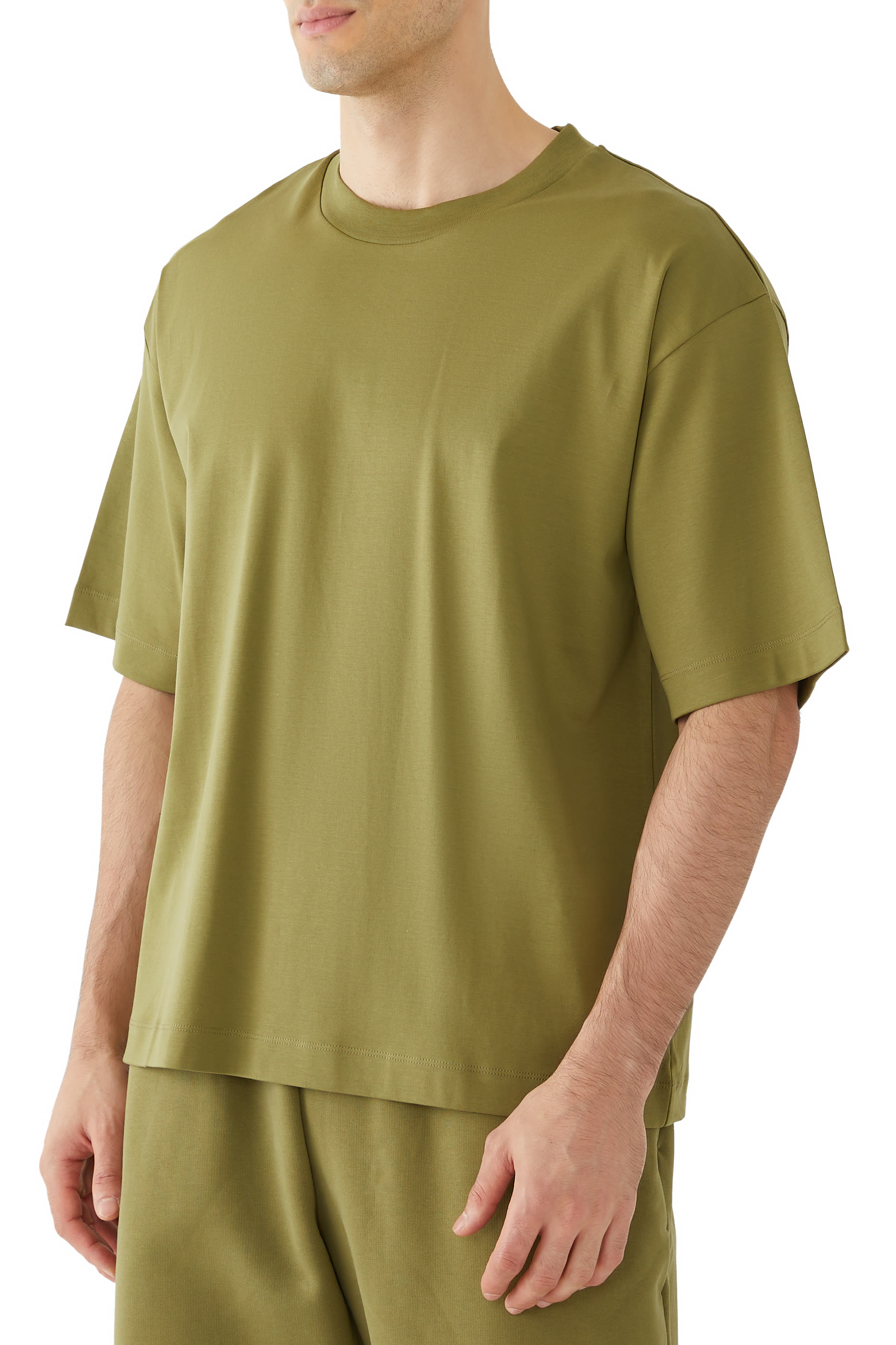 تيشيرت دي ان ايه فضفاض