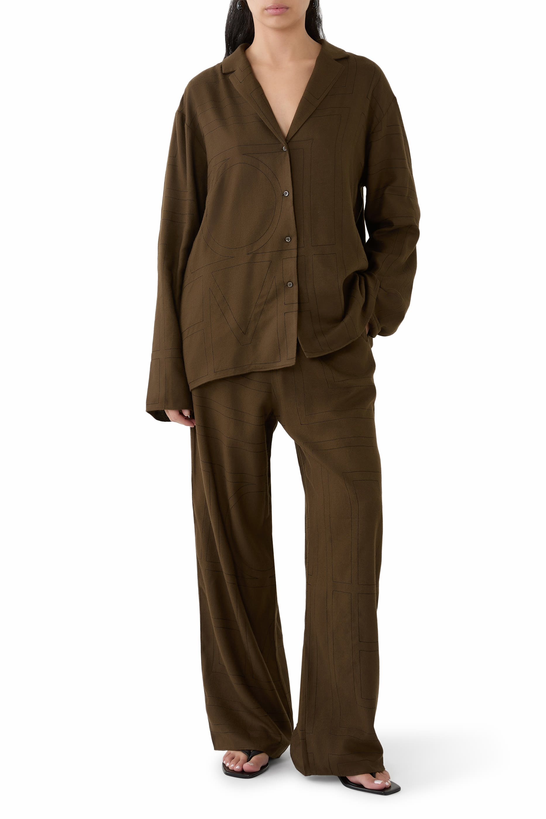 قطعة بيجامة علوية بشعار الماركة فلانيل