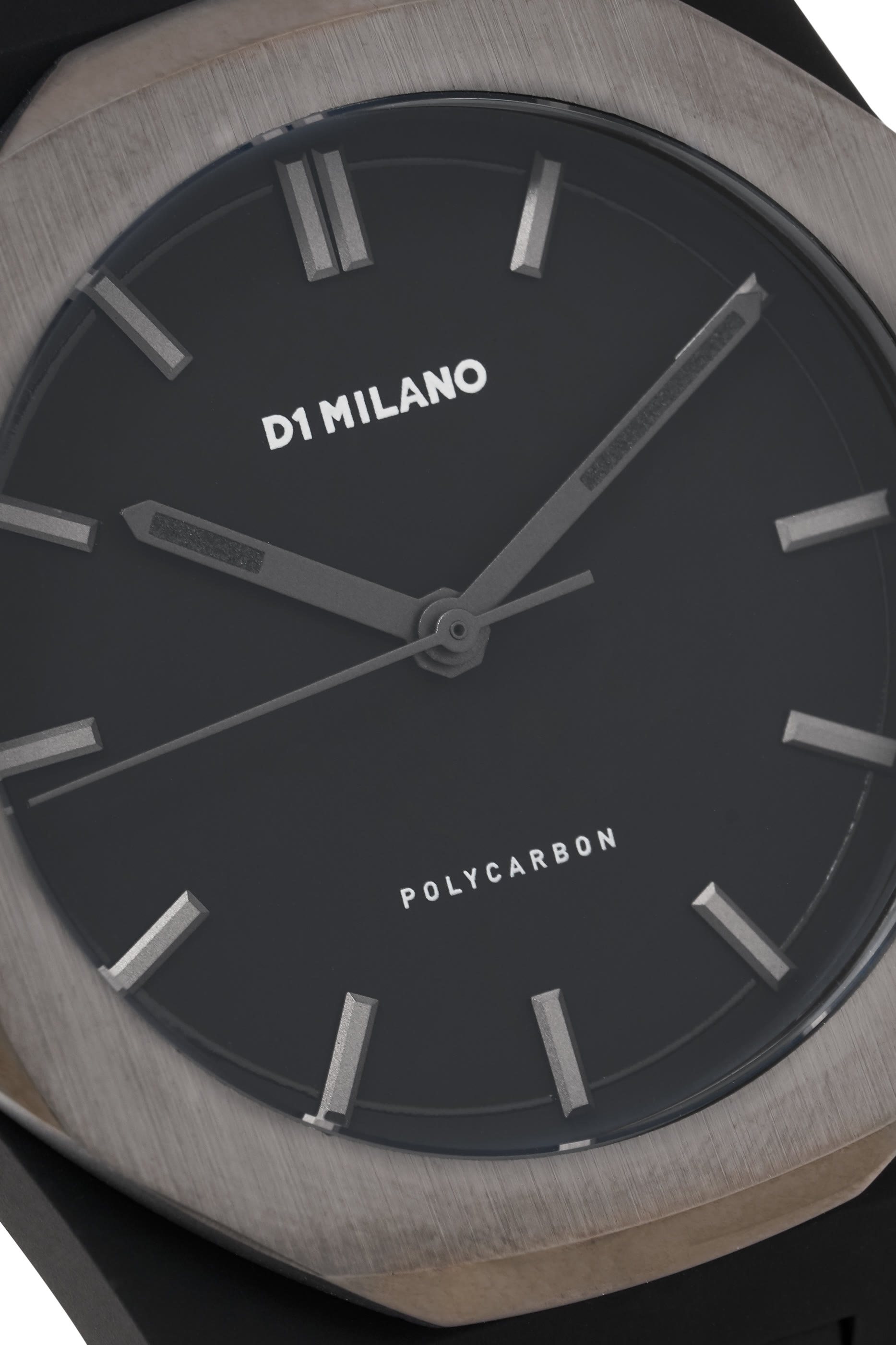 ساعة ستانلس ستيل وبولي كربون