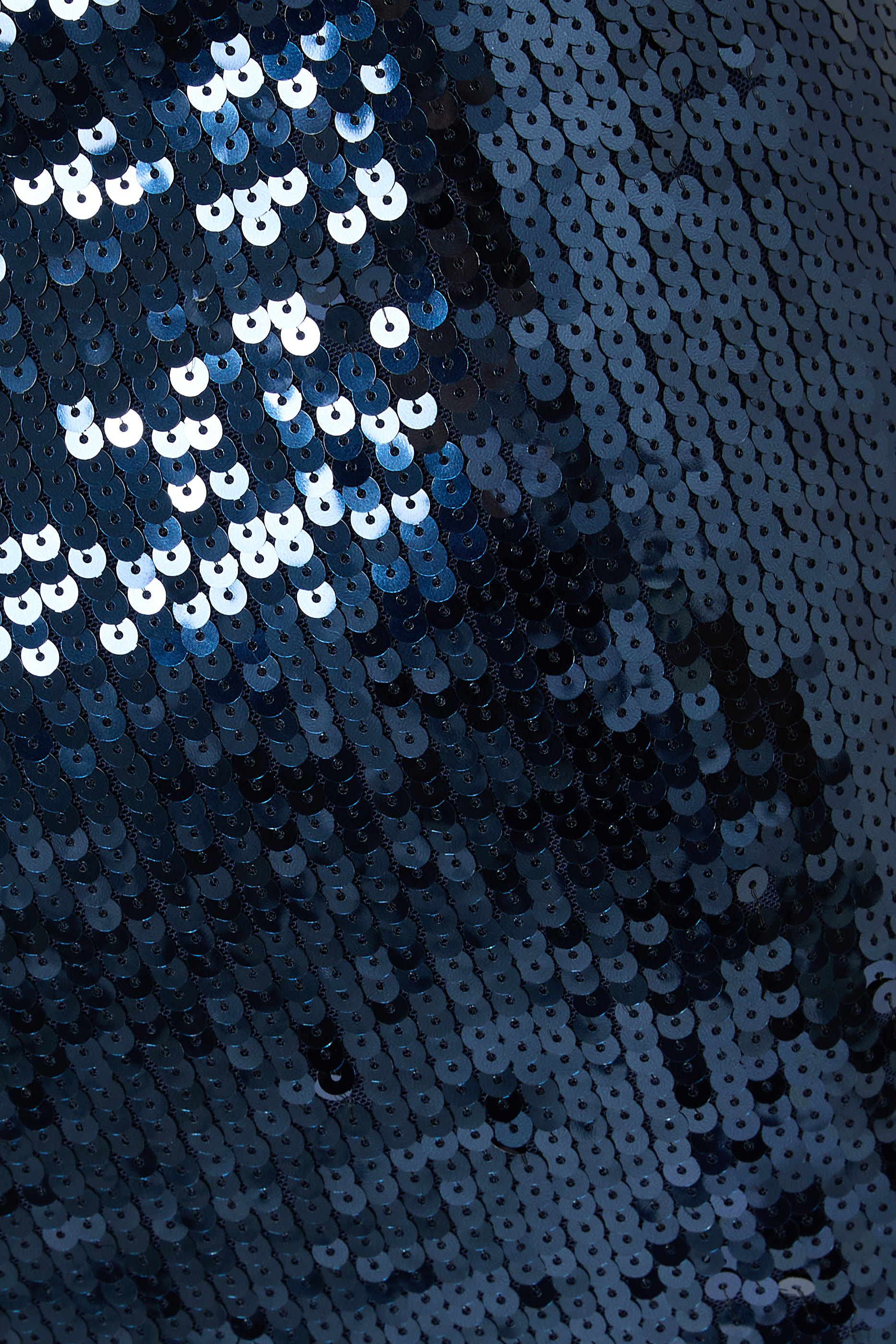 تنورة بقصة مستقيمة وترتر