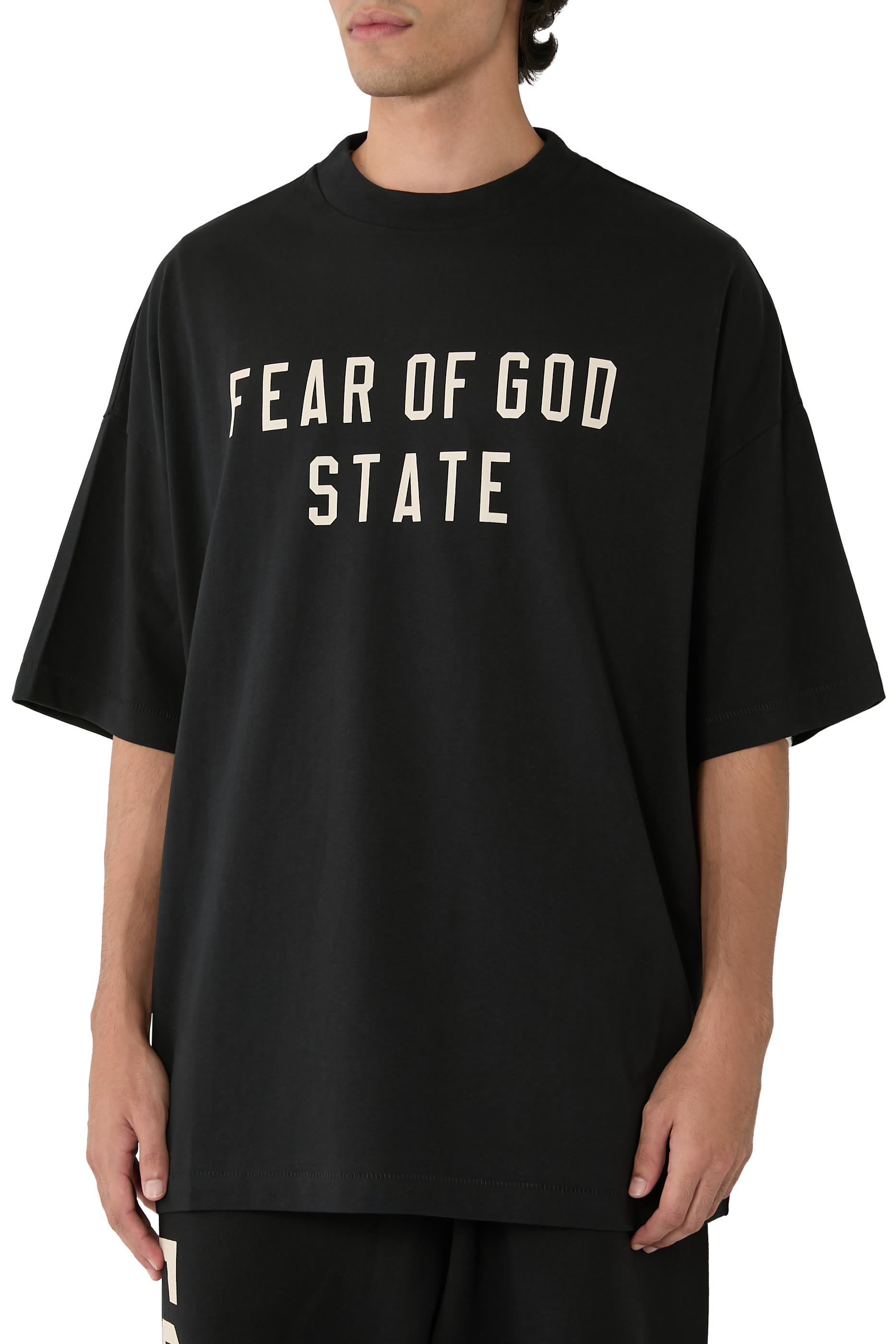 تيشيرت بتصميم كلاسيكي