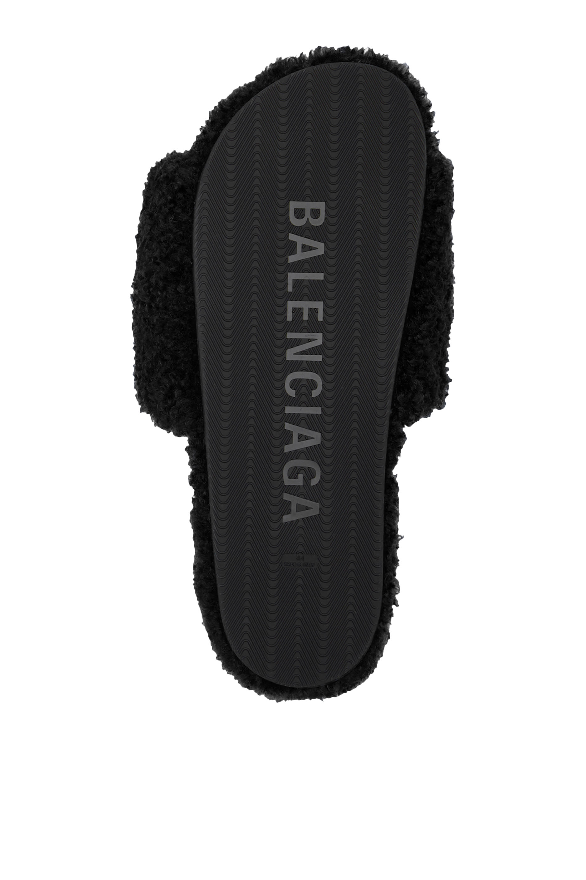 حذاء خفيف فرو بشعار الماركة