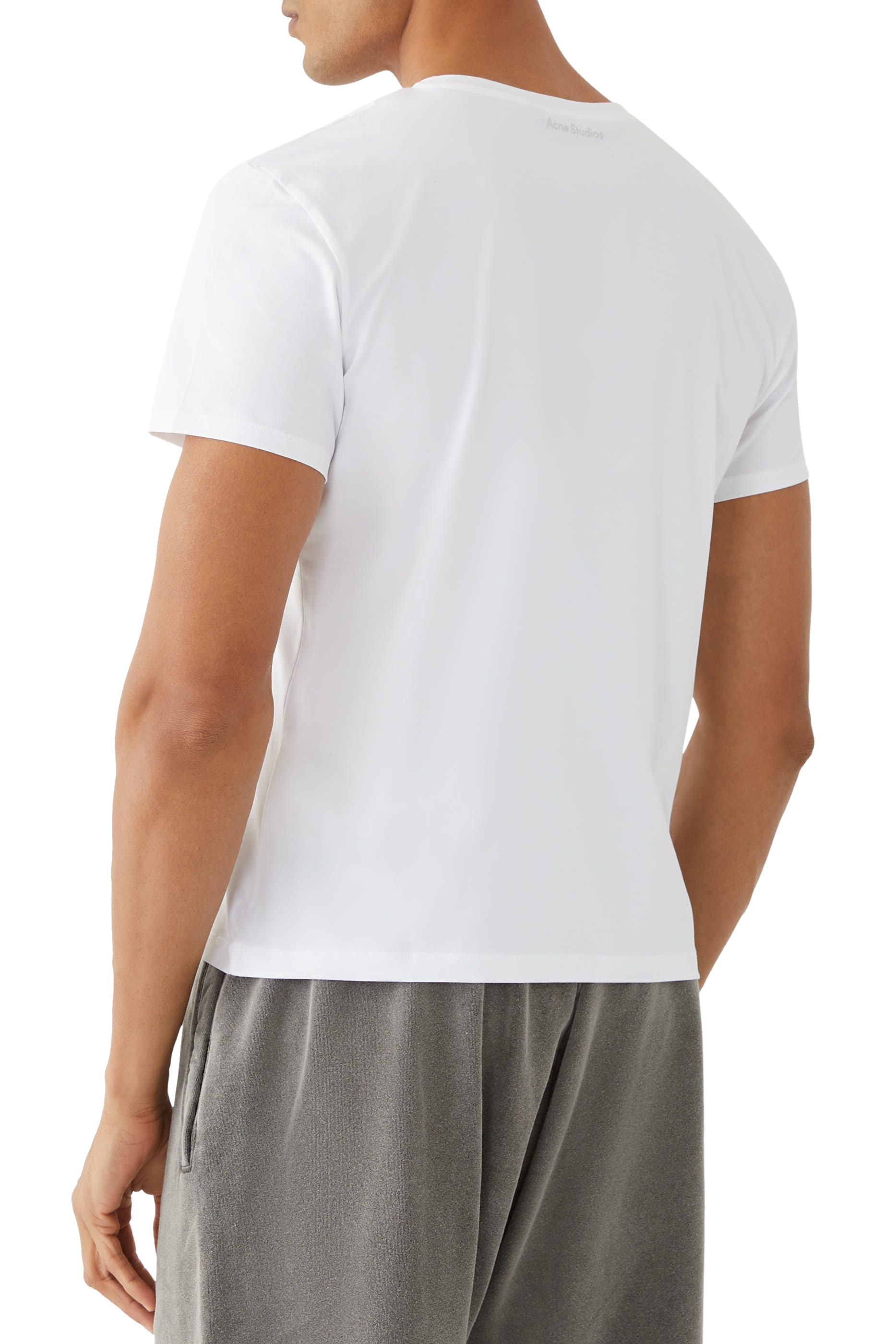 تيشيرت إيرام يو فايس