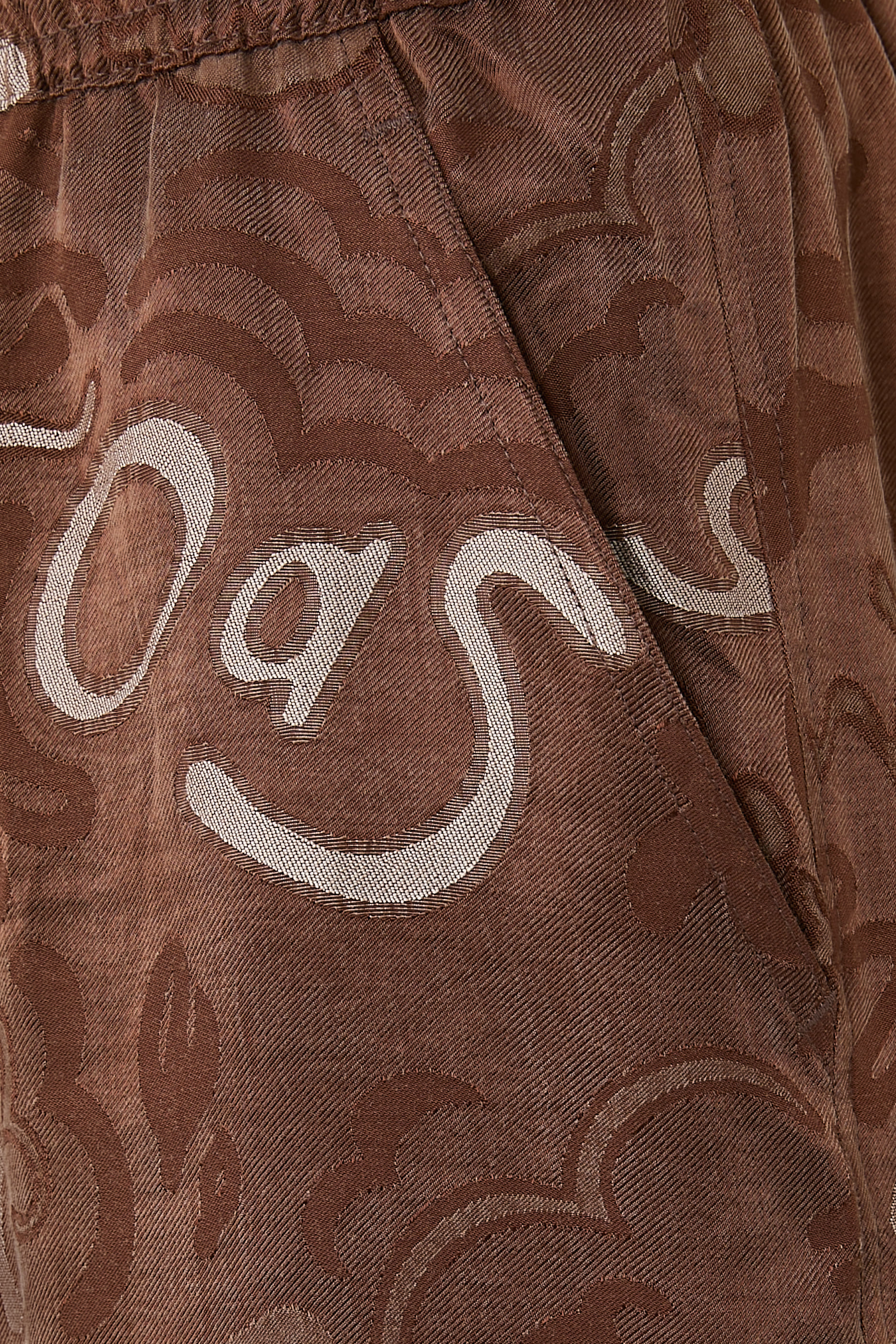 شورت نيكولا