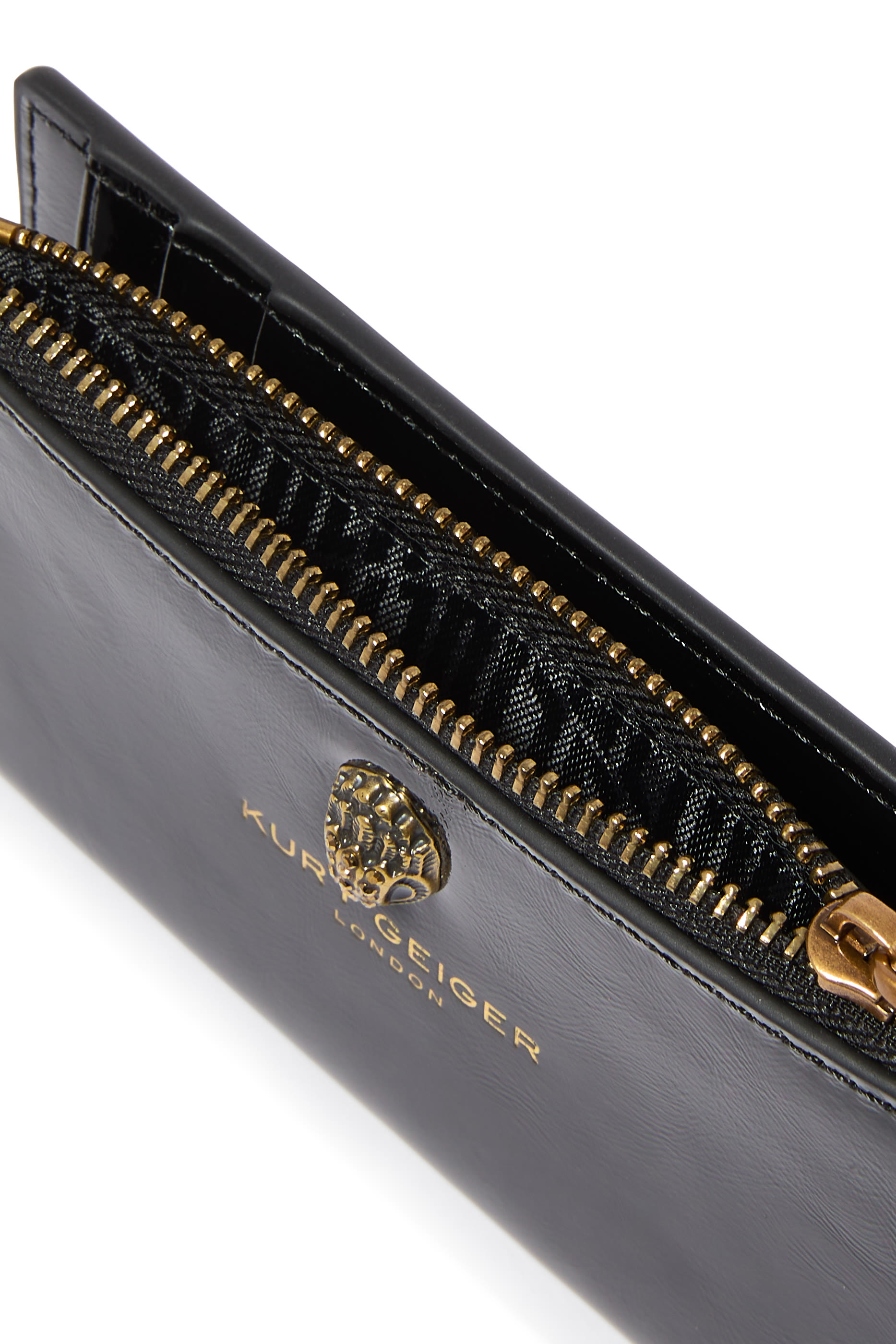 محفظة بوند بتصميم ثنائي الطي