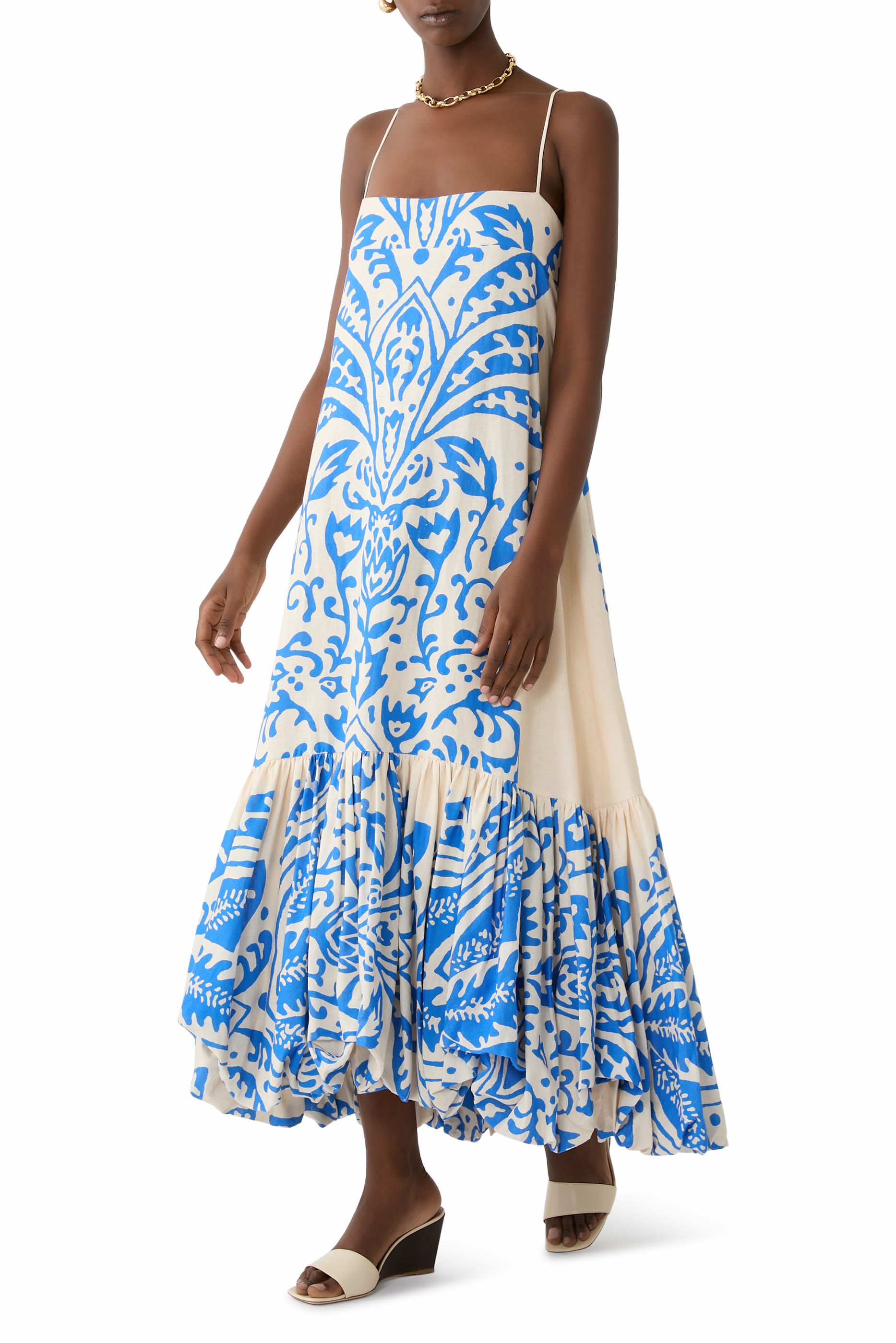 فستان إليسا