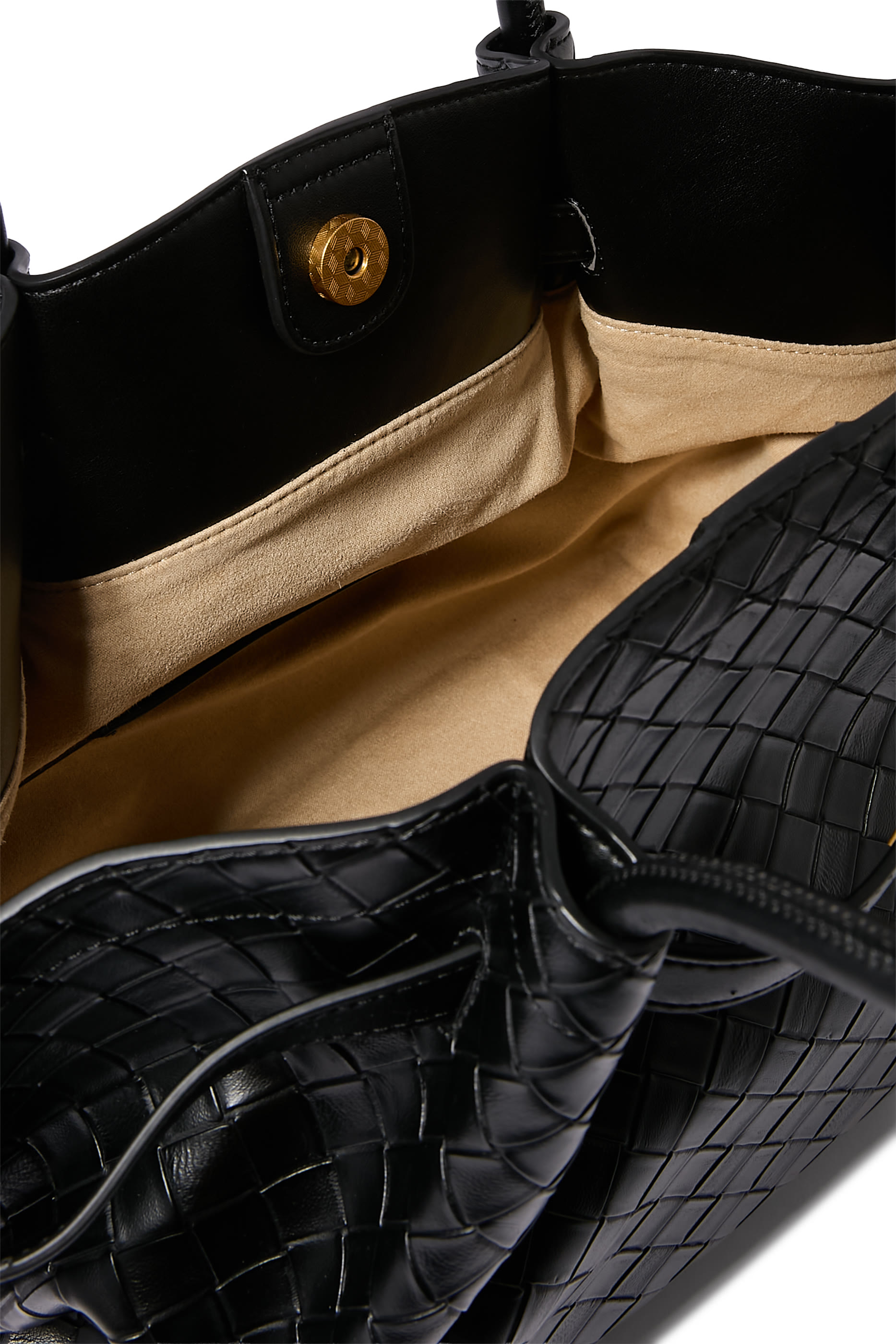 حقيبة يد هانا بتصميم متموج بارزة الملمس بيد علوية