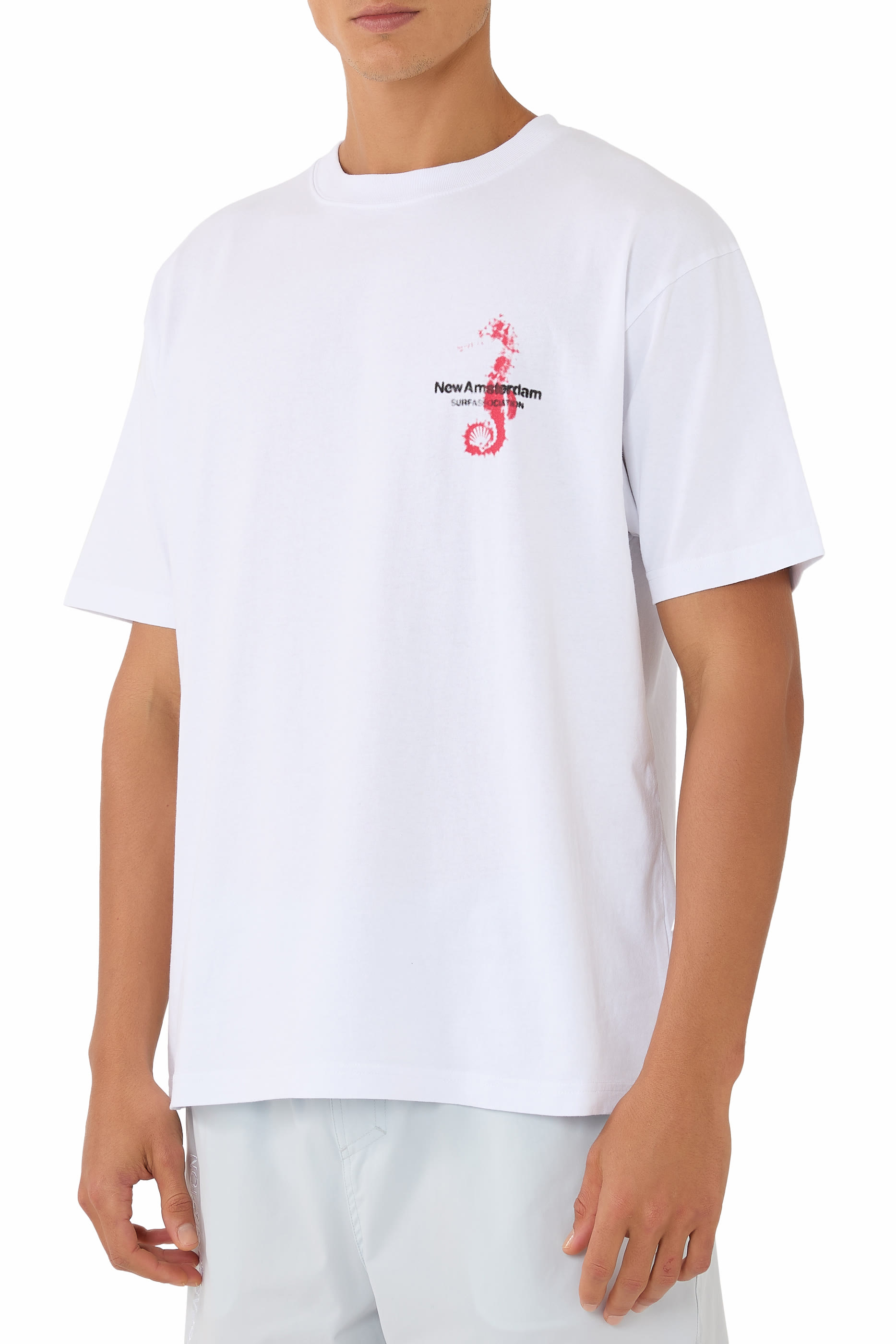 تيشيرت بنقشة فرس البحر