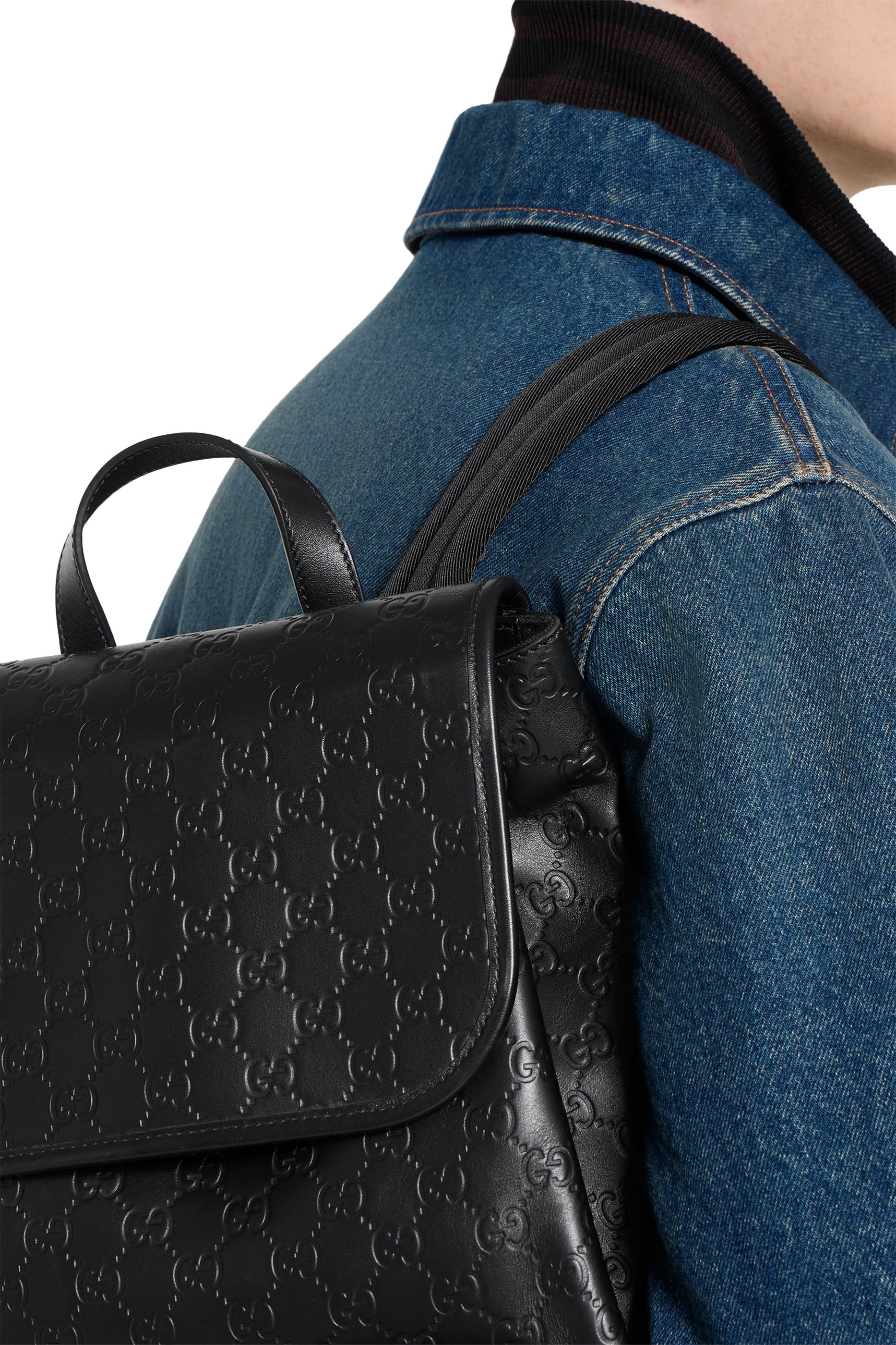 حقيبة ظهر متوسطة بنقشة حرفي شعار الماركة