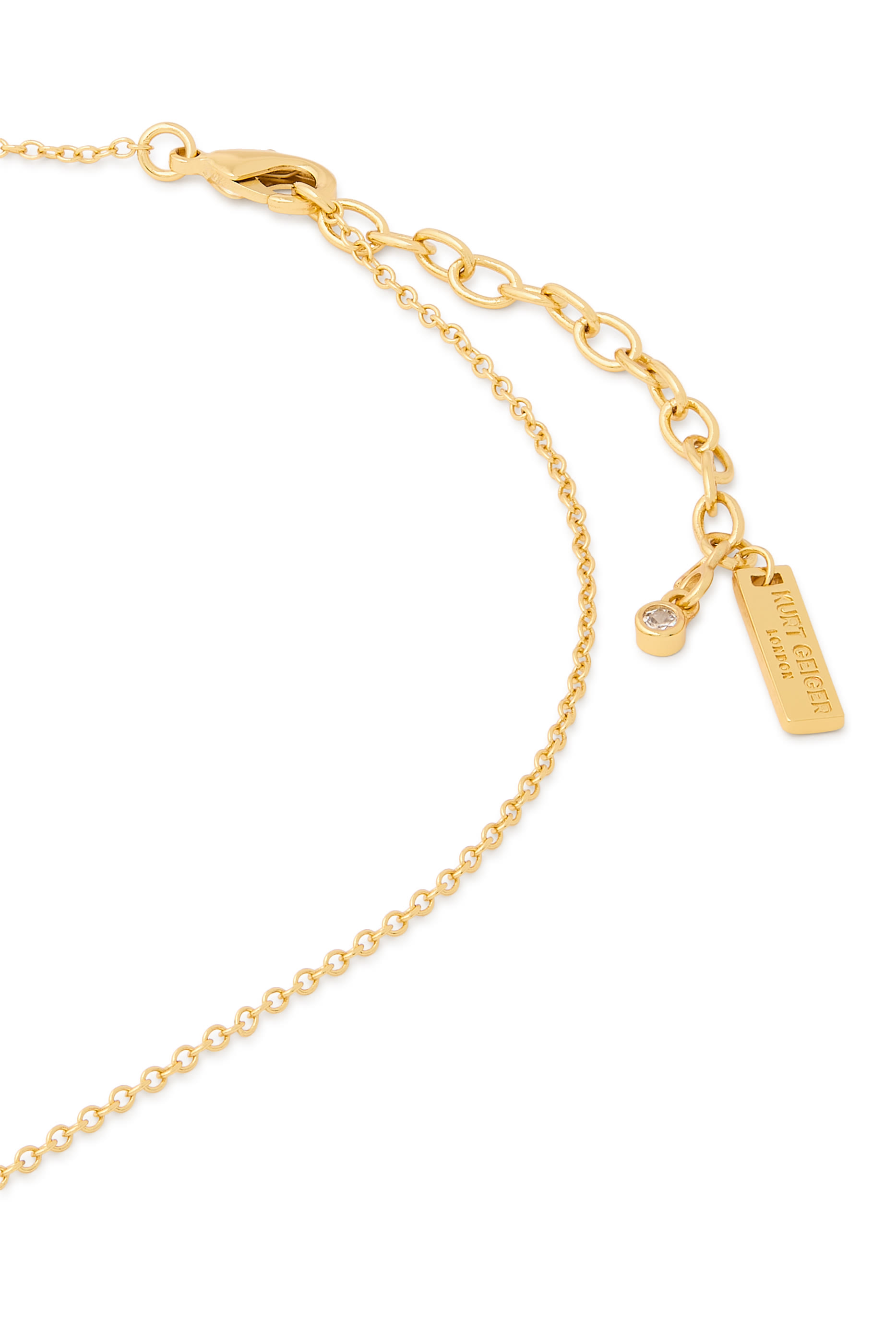 قلادة بدلاية بتصميم كلمة لوف