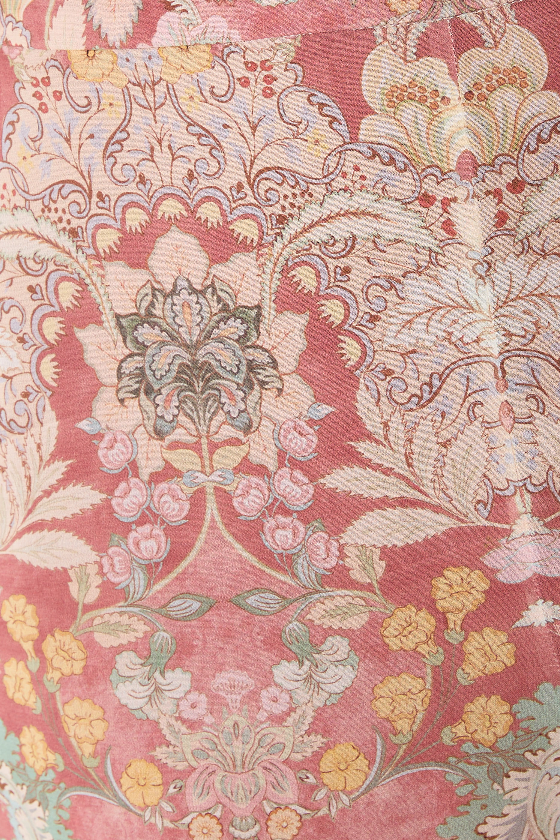 بنطال ريبالين بقصة ساق واسعة