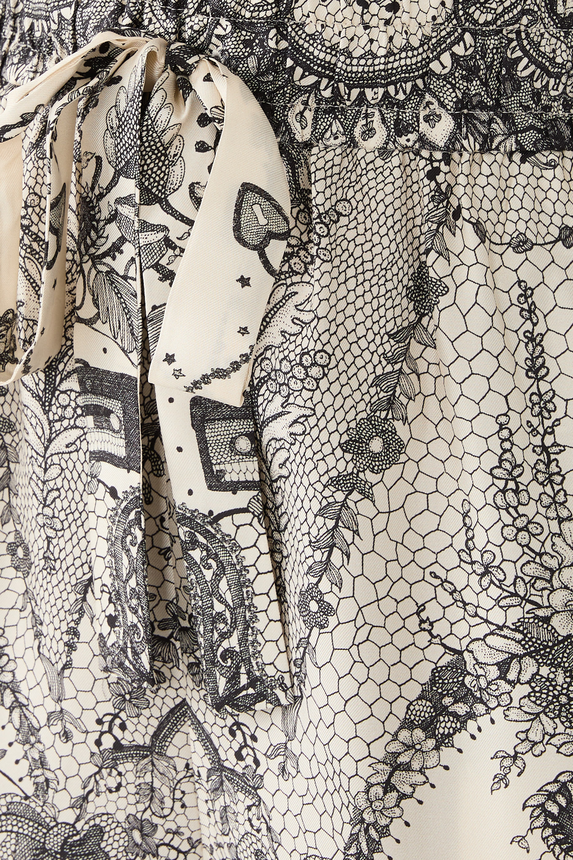 بنطال كراش برباط تضييق على الخصر