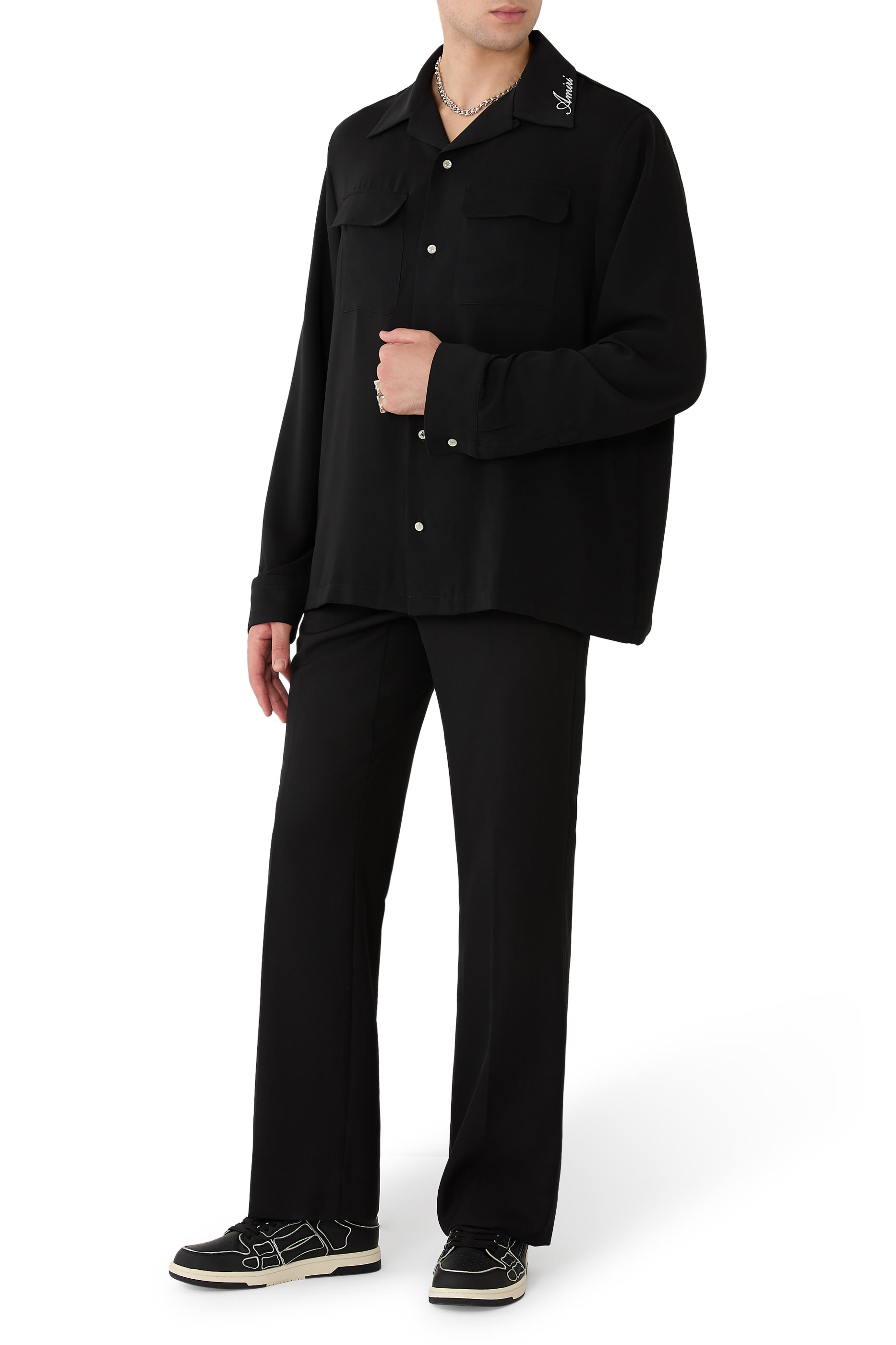 سنيكرز بكاحل منخفض ورقع هيكل عظمي 