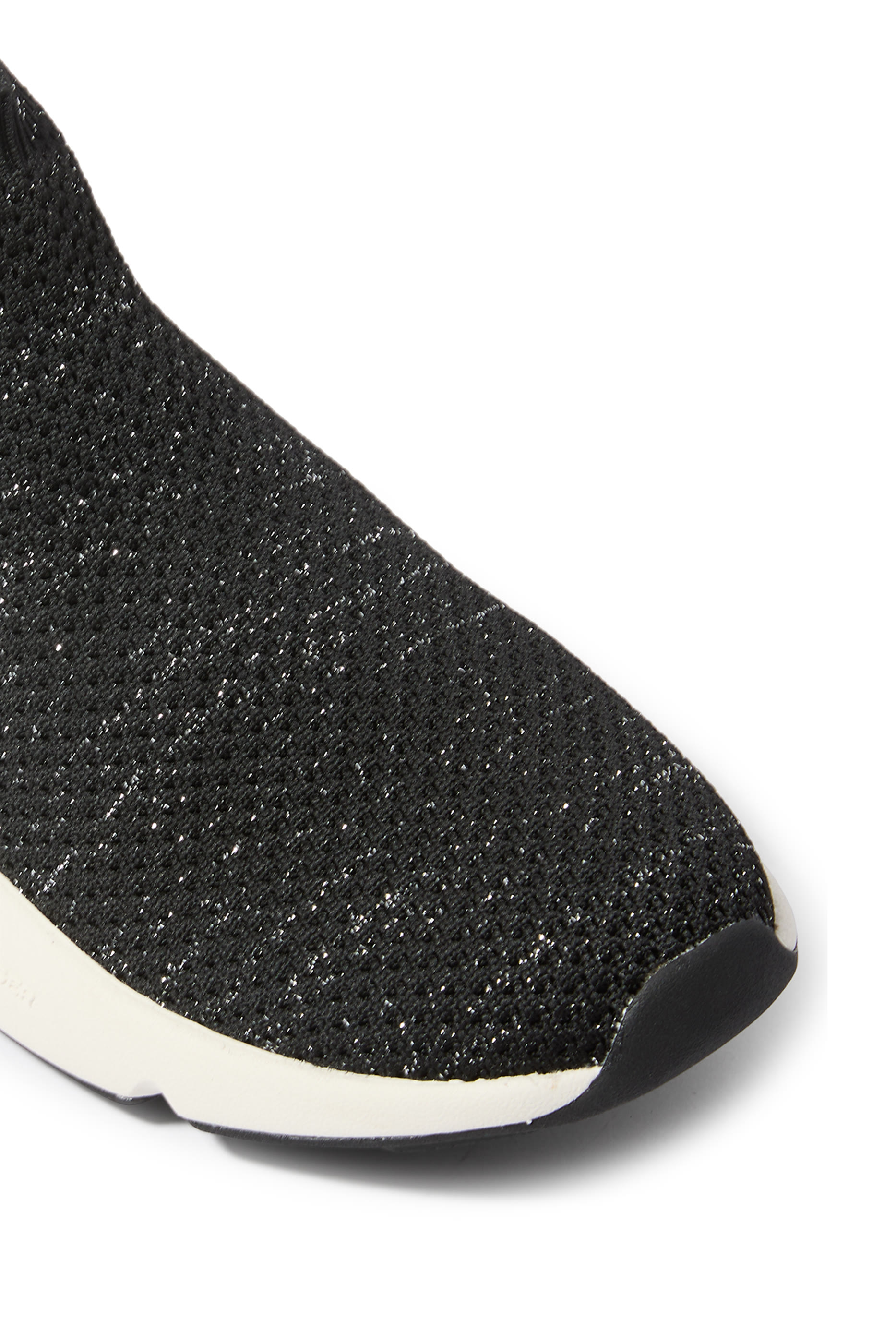 سنيكرز رانر منسوج