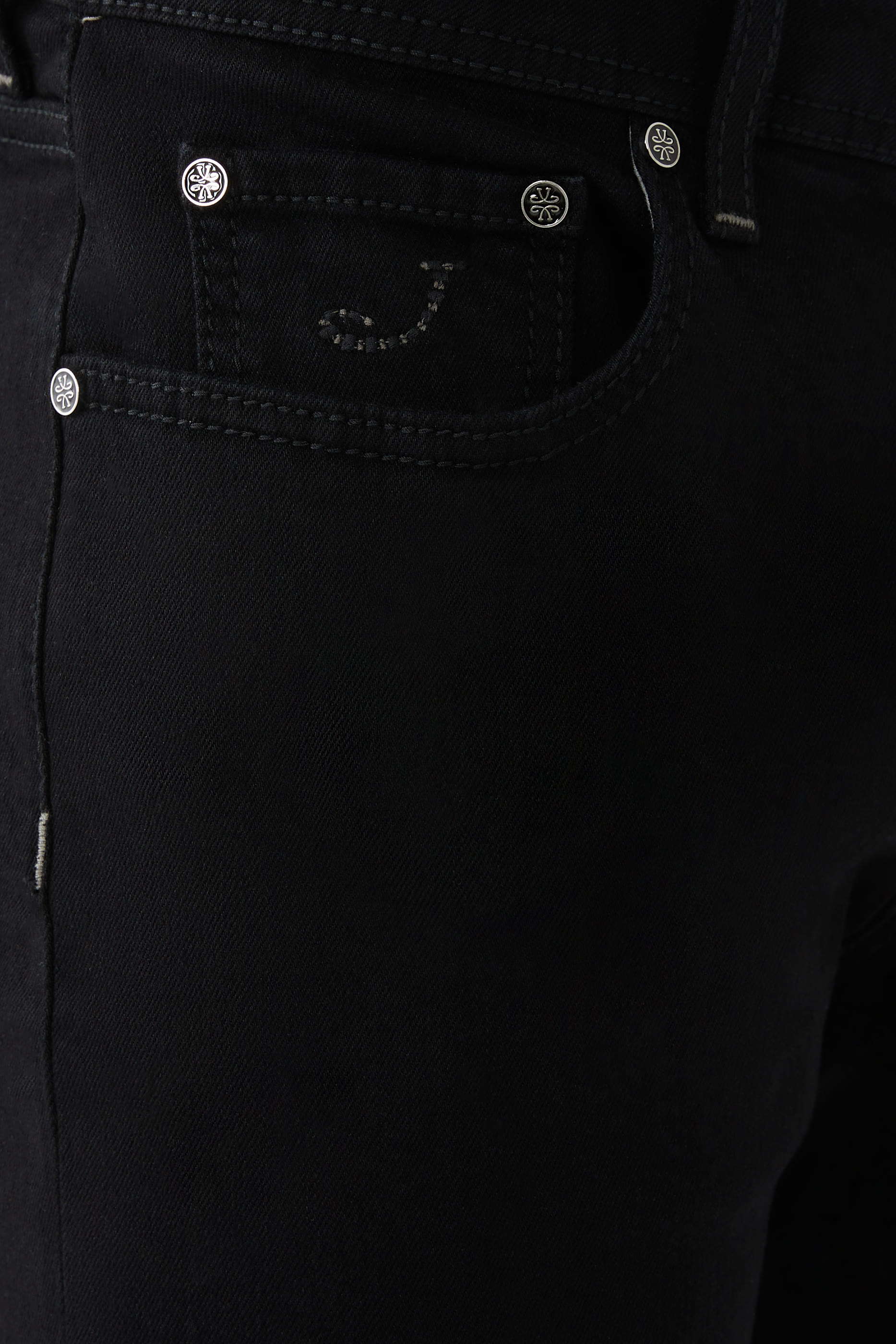 بنطال بارد بخمسة جيوب