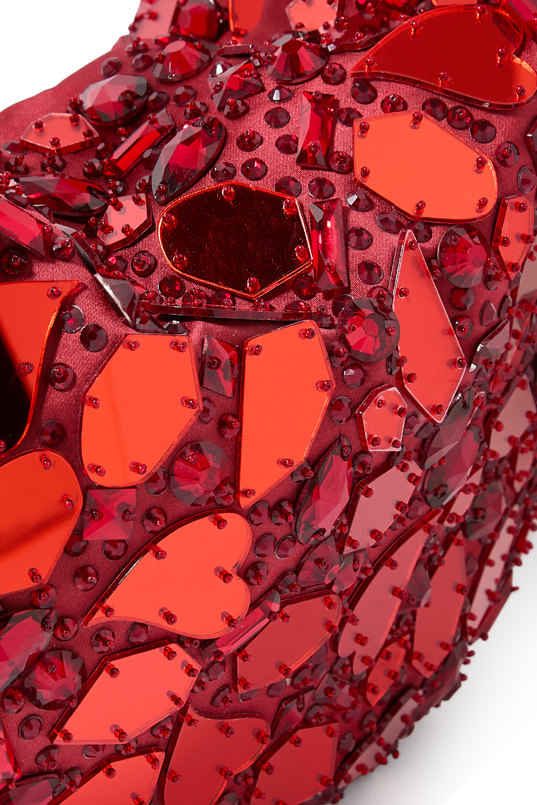 حقيبة هوبو مزينة حقيبة هوبو مزينة