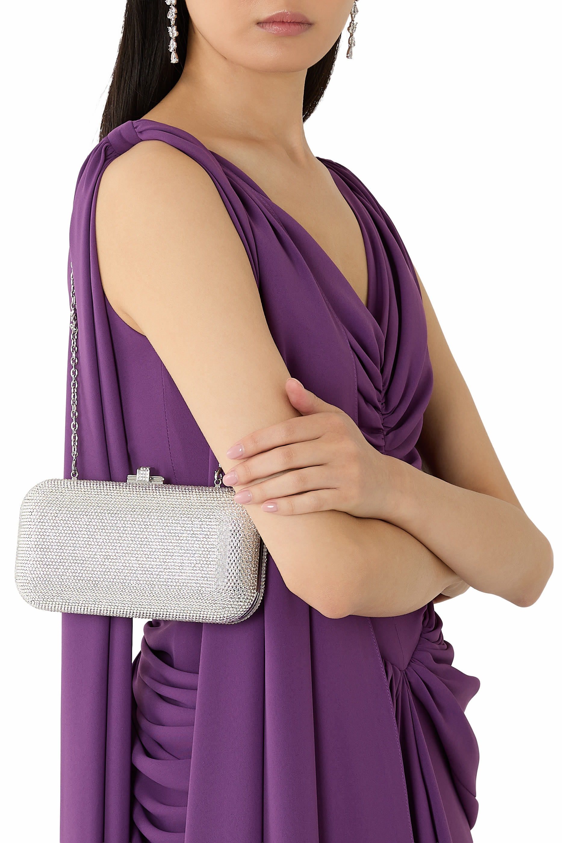 كلاتش بتصميم مستطيل بحمالة سلسلة