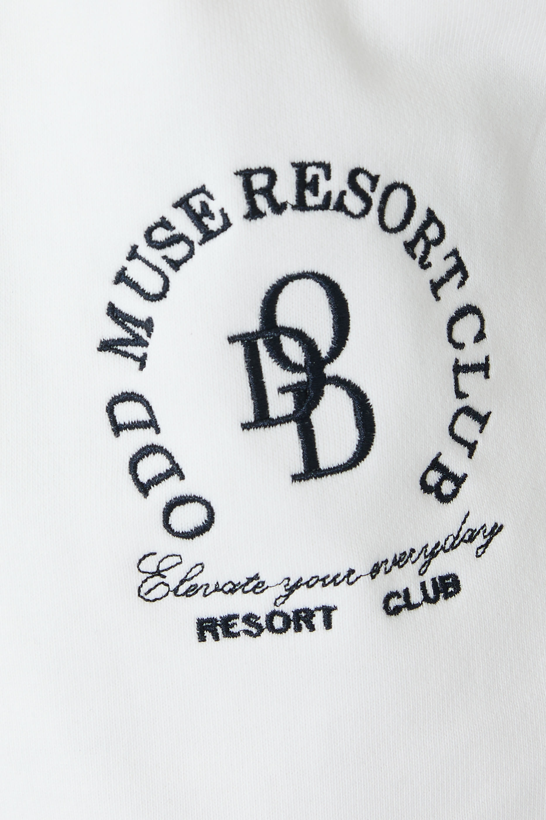 شورت رياضي ريزورت كلوب