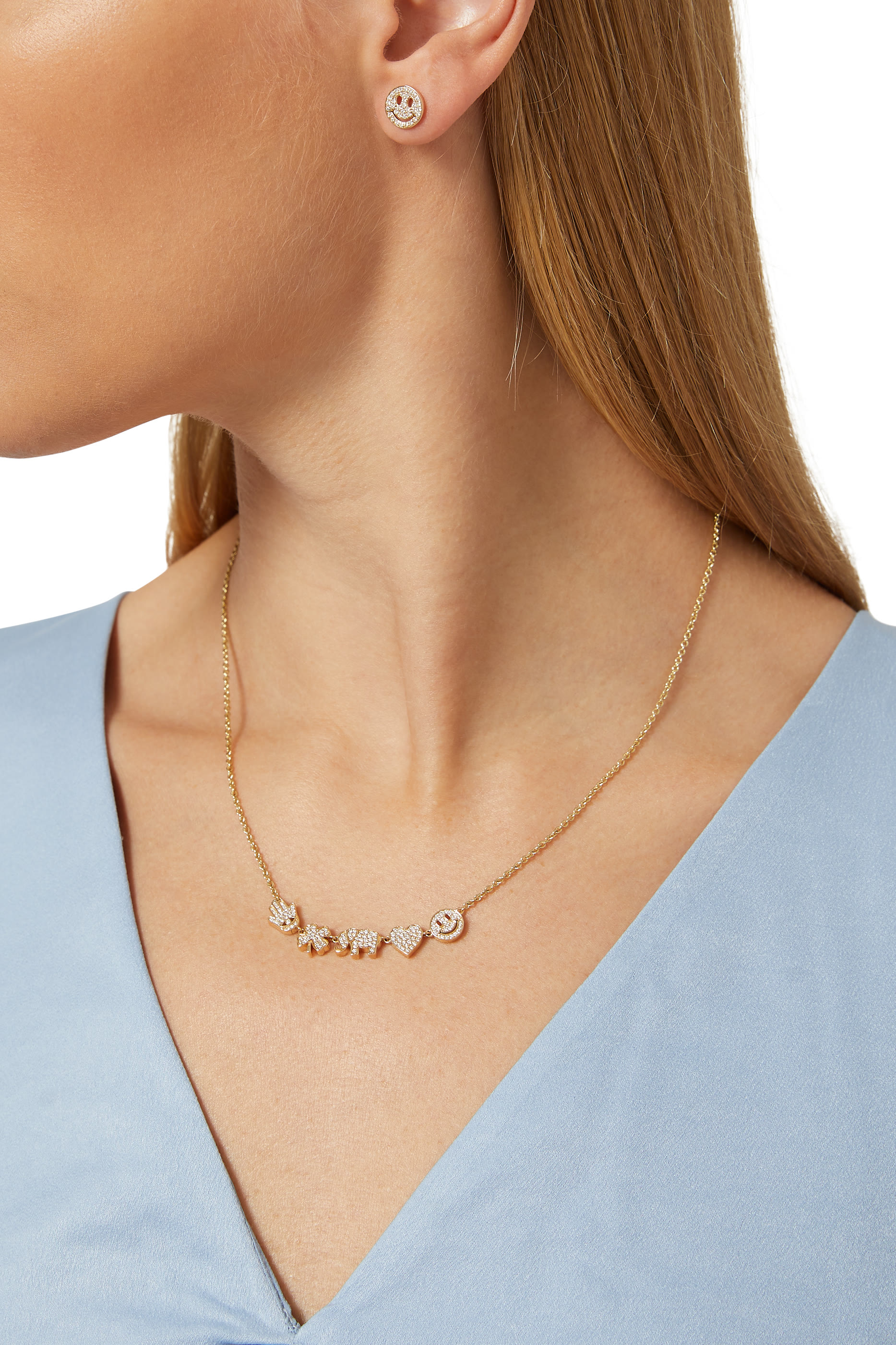 قرط مرصع بالماس بافيه بتصميم هابي فيس