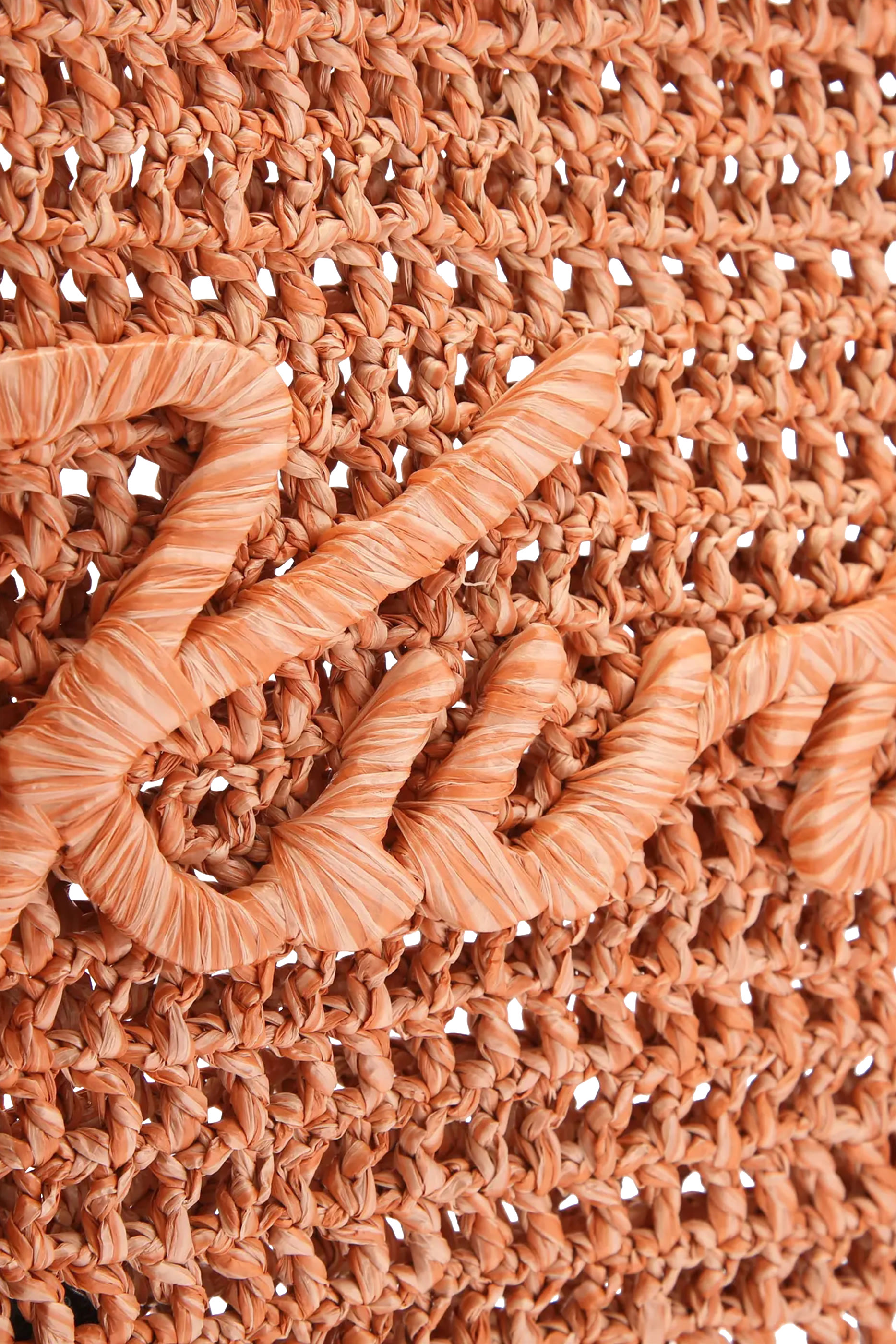 حقيبة يد صغيرة بشرابات