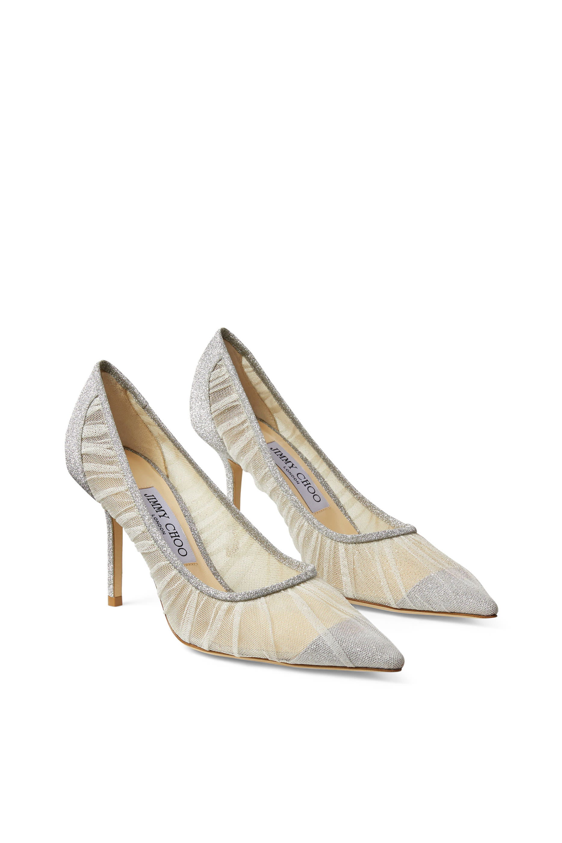 حذاء كلاسيك لوف 85 مرصع بالكريستال